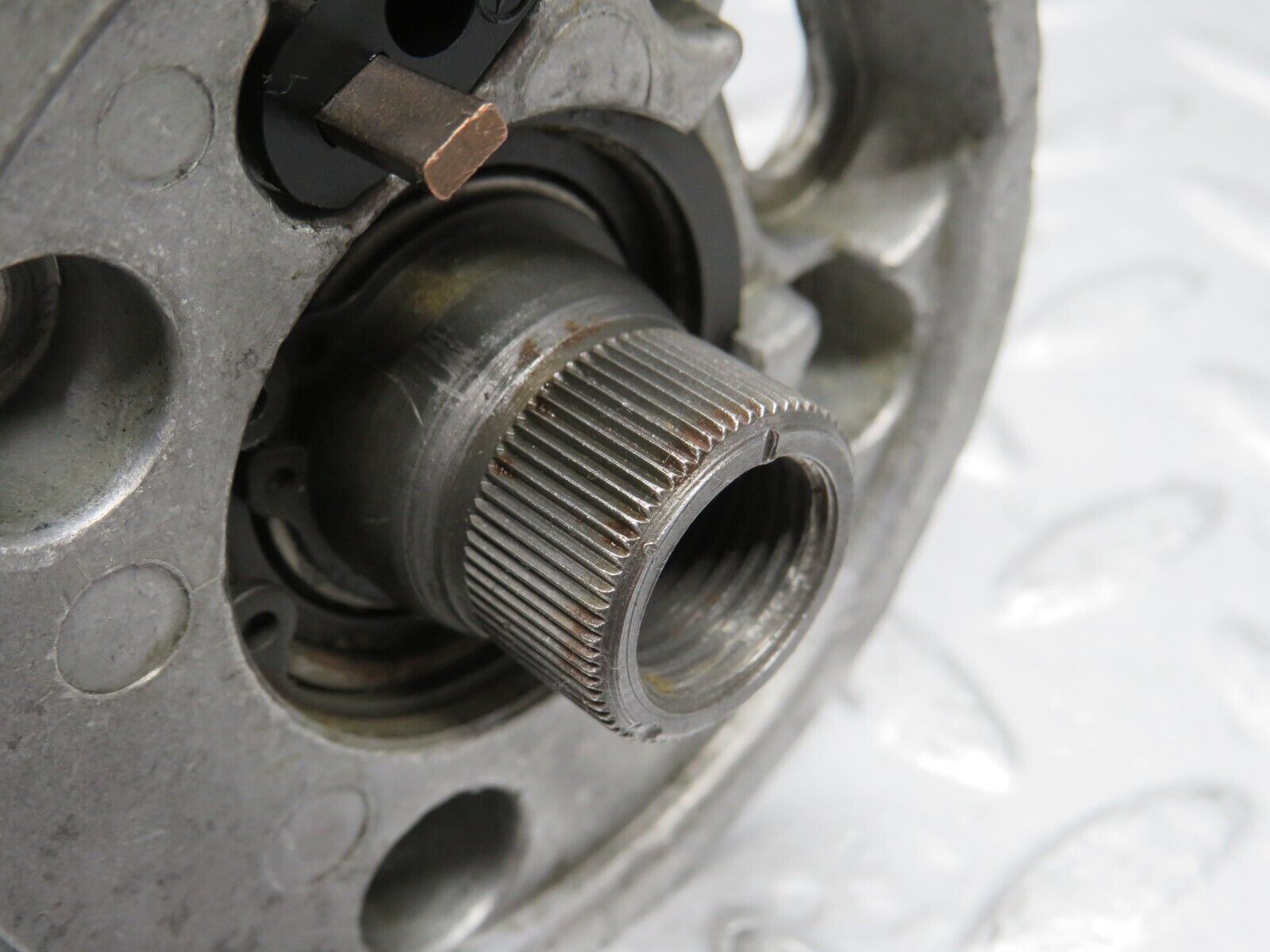 33198 Mercedes-Benz C107 R107 Steering Column Shaft 1154621835