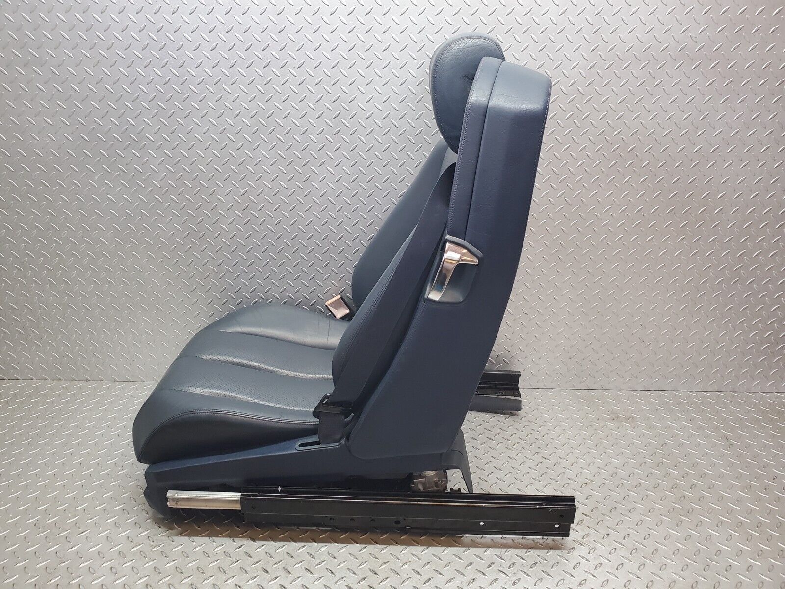 45167 Mercedes-Benz R129 300SL Coupe Electric Front Left Seat Leather Blue