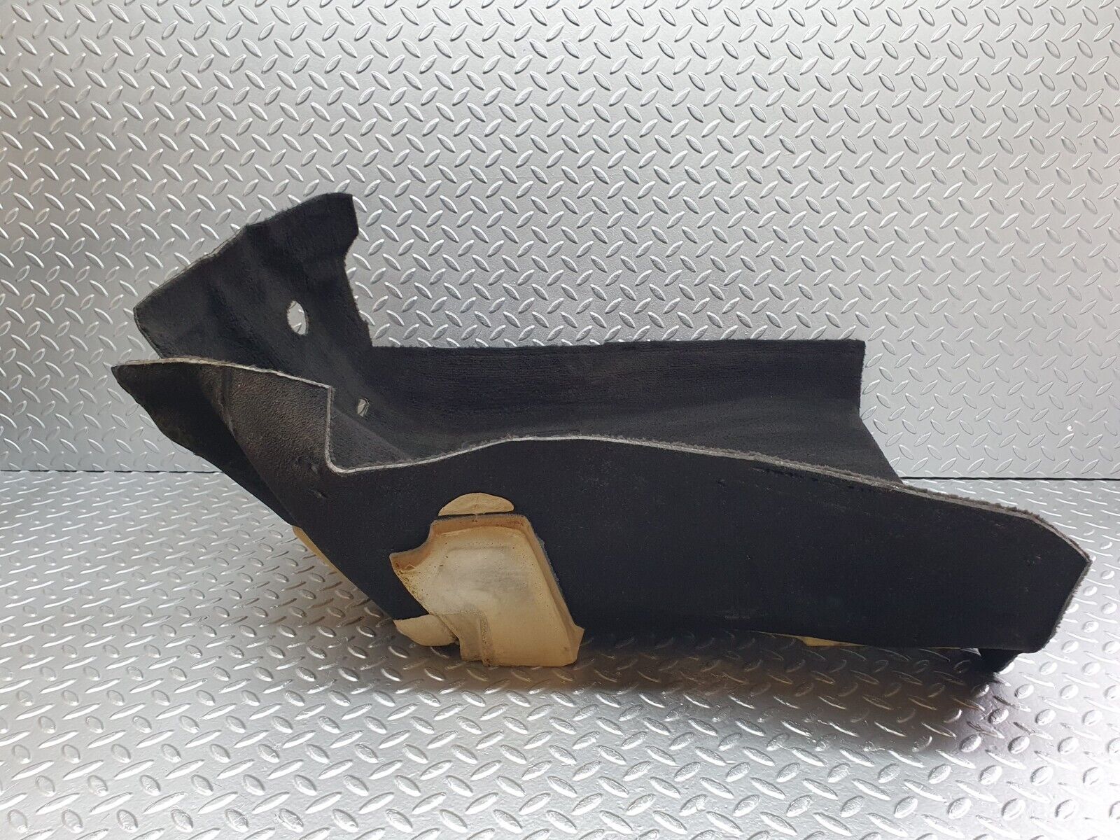 41762 Mercedes-Benz W202 C200 Front Right Floor Carpet