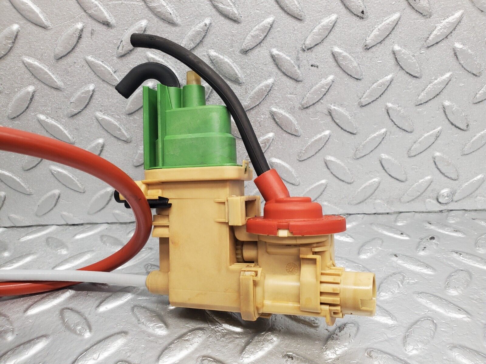 46296 Mercedes-Benz W124 280E Automatic Gearbox Kickdown Cable 1242701673