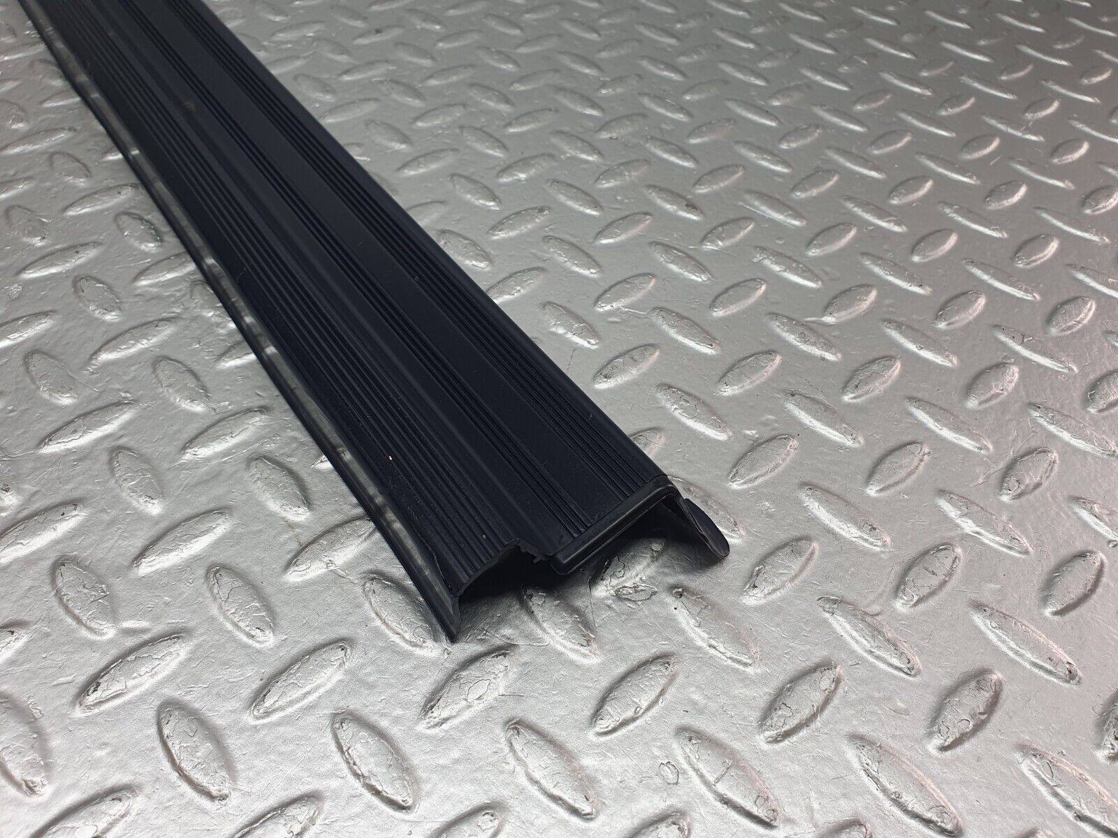 42714 Mercedes-Benz W201 190 2.0L Front Left Door Sill Blue