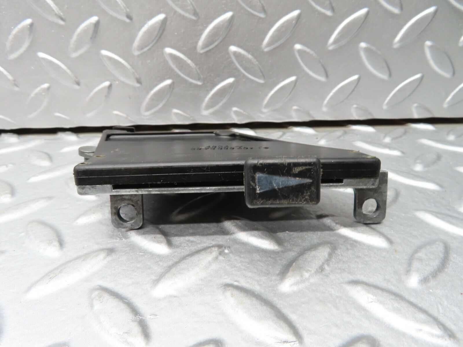 20590 Mercedes-Benz R107 450SL Air Vent Control Lever Right 1078300485