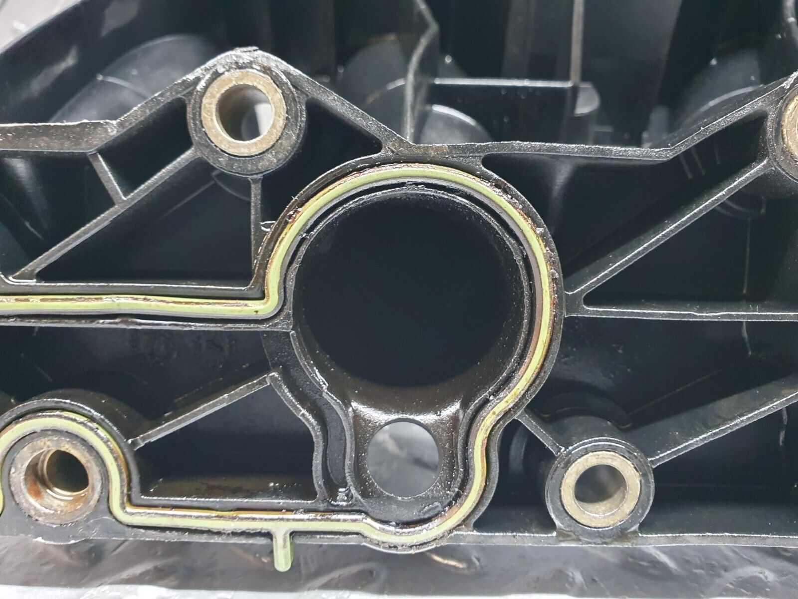 41936 Mercedes-Benz W202 C200 Intake Manifold 1111402201