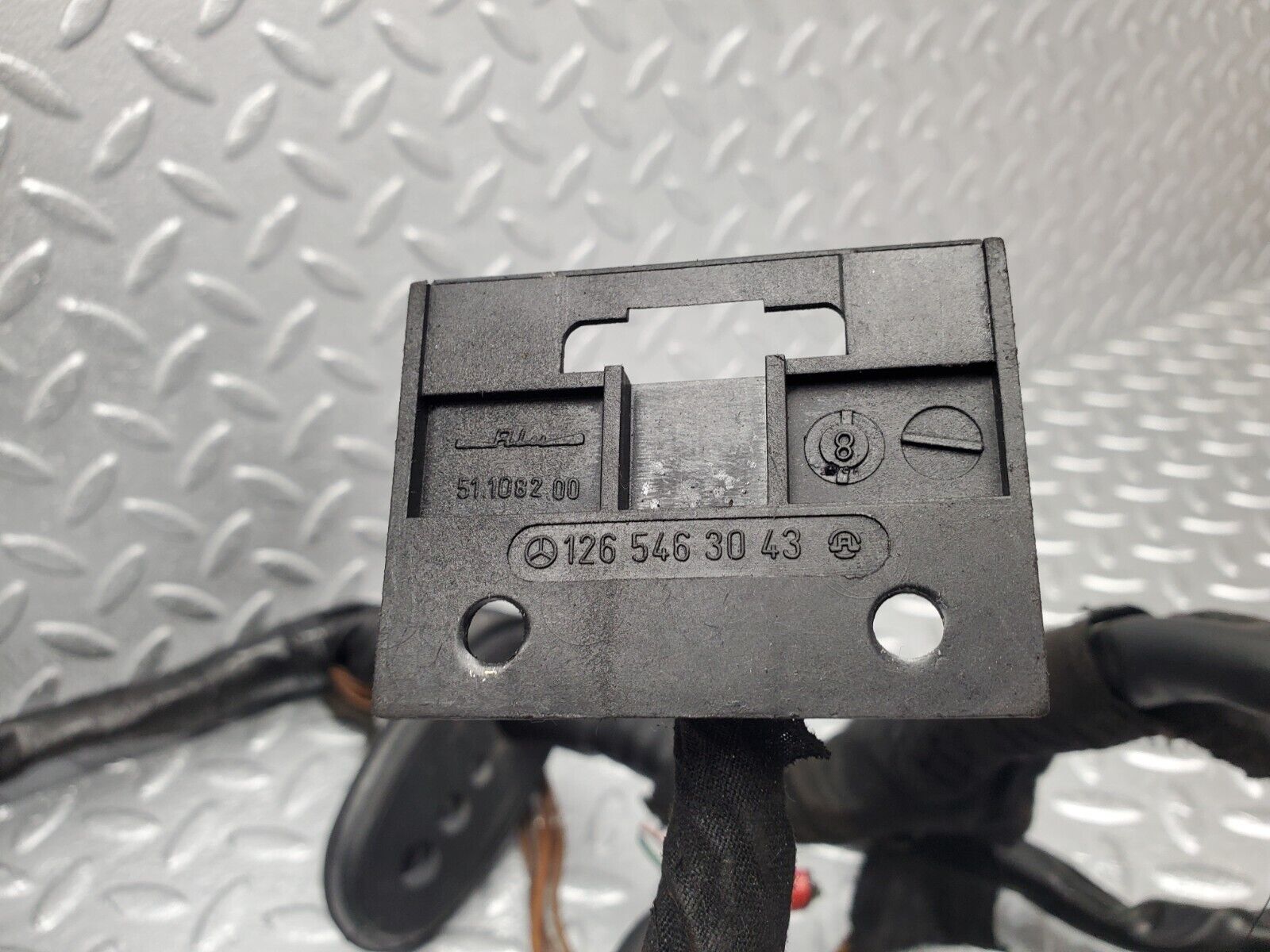 46067 Mercedes-Benz W126 420SE Engine Wiring Harness 1265403113 1265406506