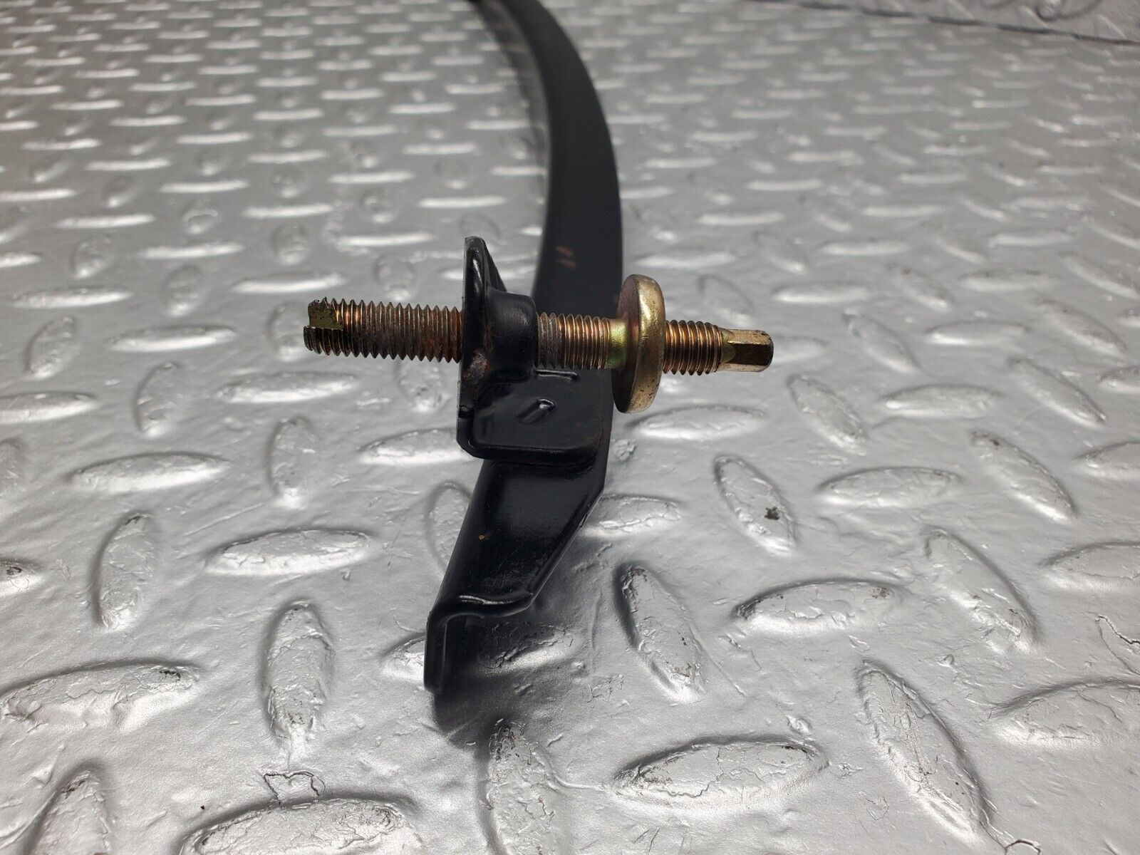 46764 Mercedes-Benz R129 320SL Coupe Front Left Window Channel