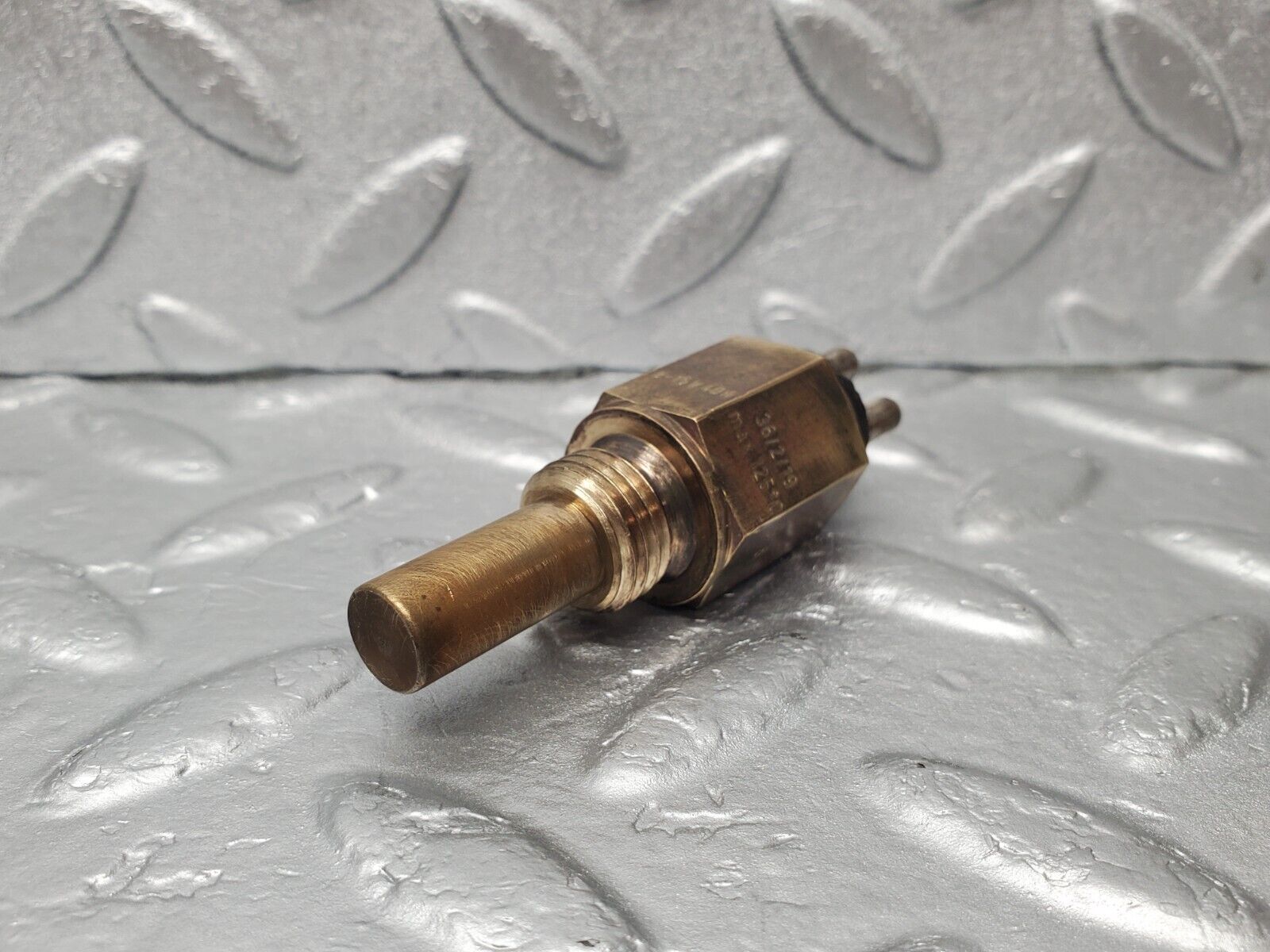 46581 Mercedes-Benz C123 280CE Coupe Coolant Temperature Sensor VDO