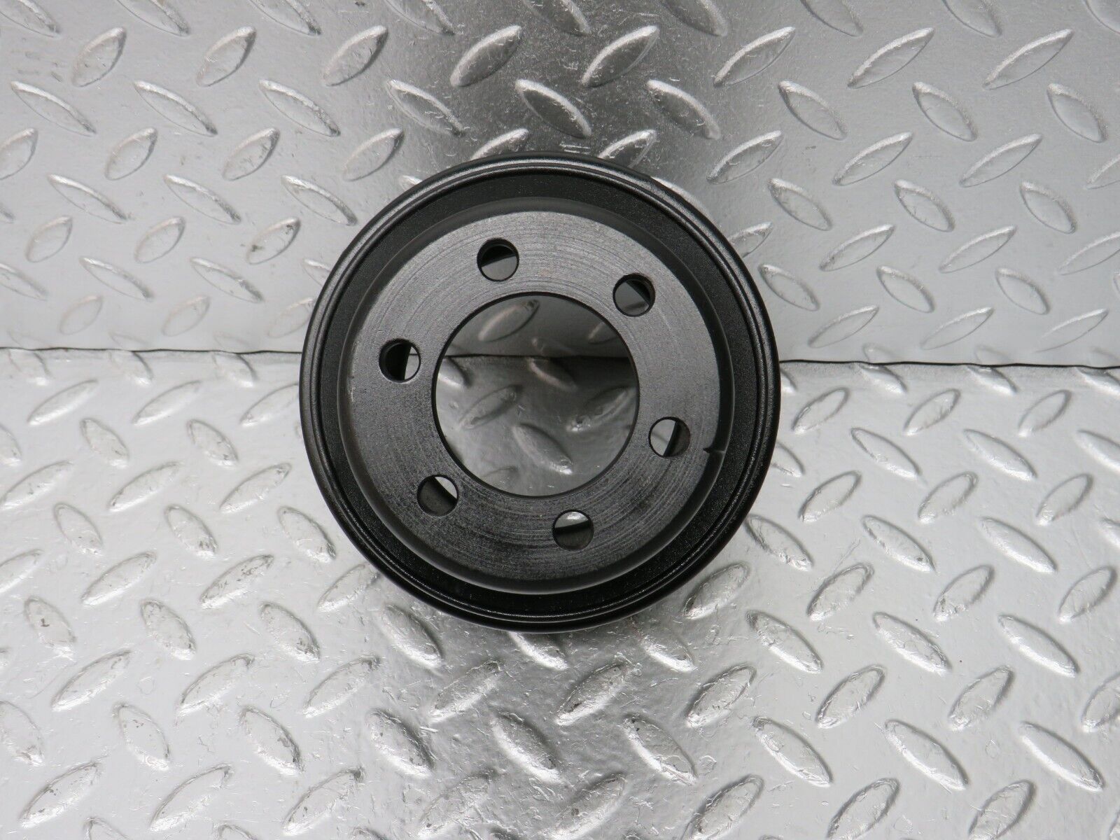 33075 Mercedes-Benz C107 R107 350 V8 Crankshaft Pulley