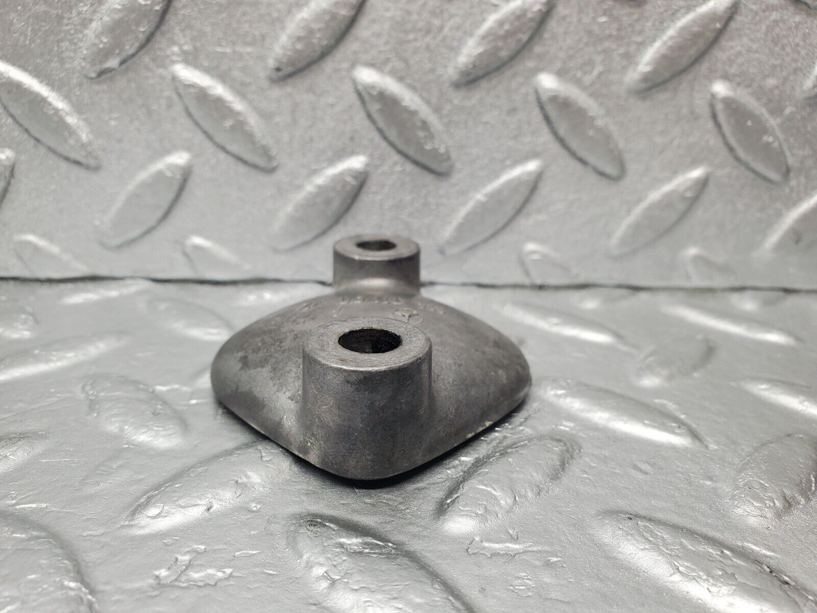 46701 Mercedes-Benz C123 280CE Coupe Engine Fuel Pump Cover 1140110032