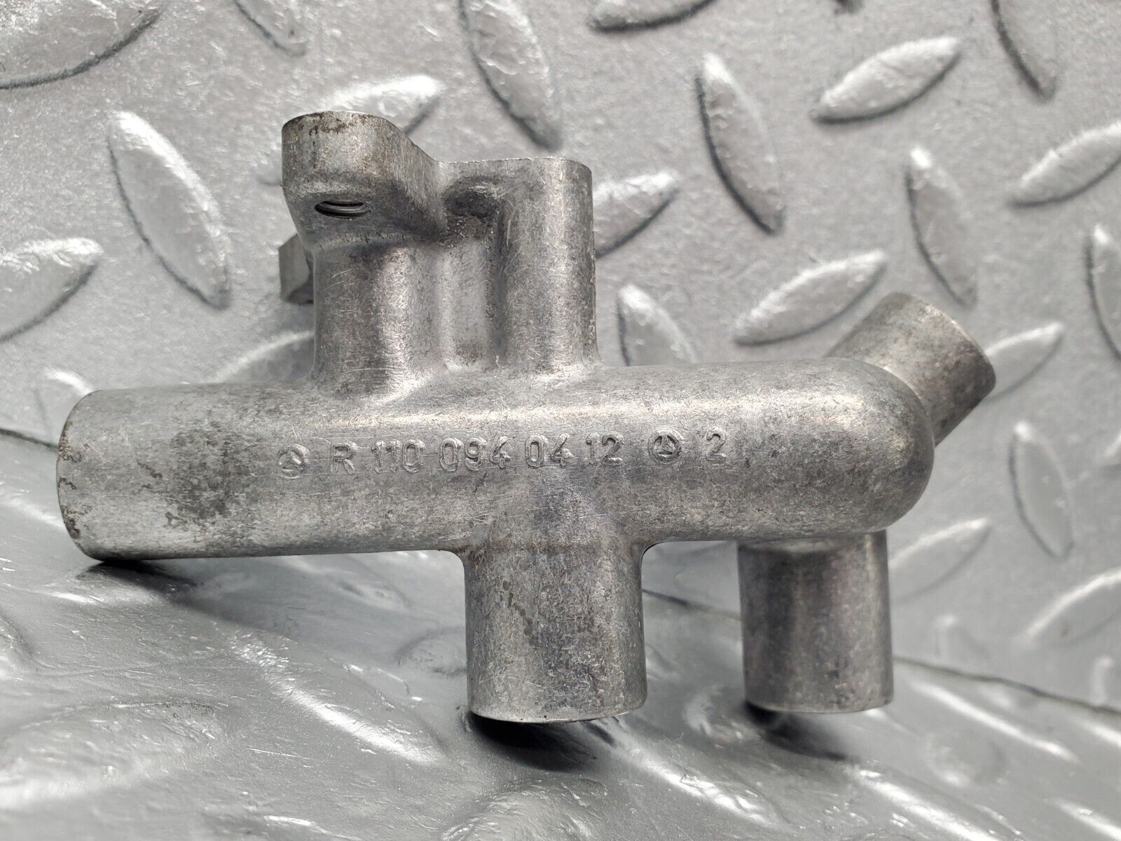 46714 Mercedes-Benz W123 280E Auxiliary Air Slide K-Jetronic 1100940412