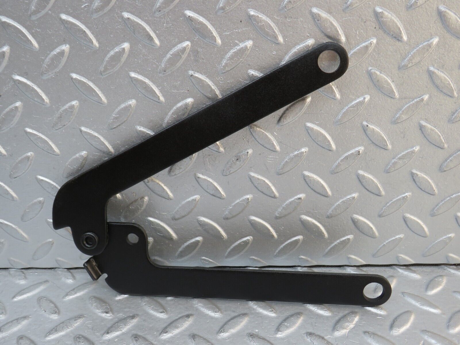 35552 Mercedes-Benz R107 280SL Bonnet Hinge Right Side