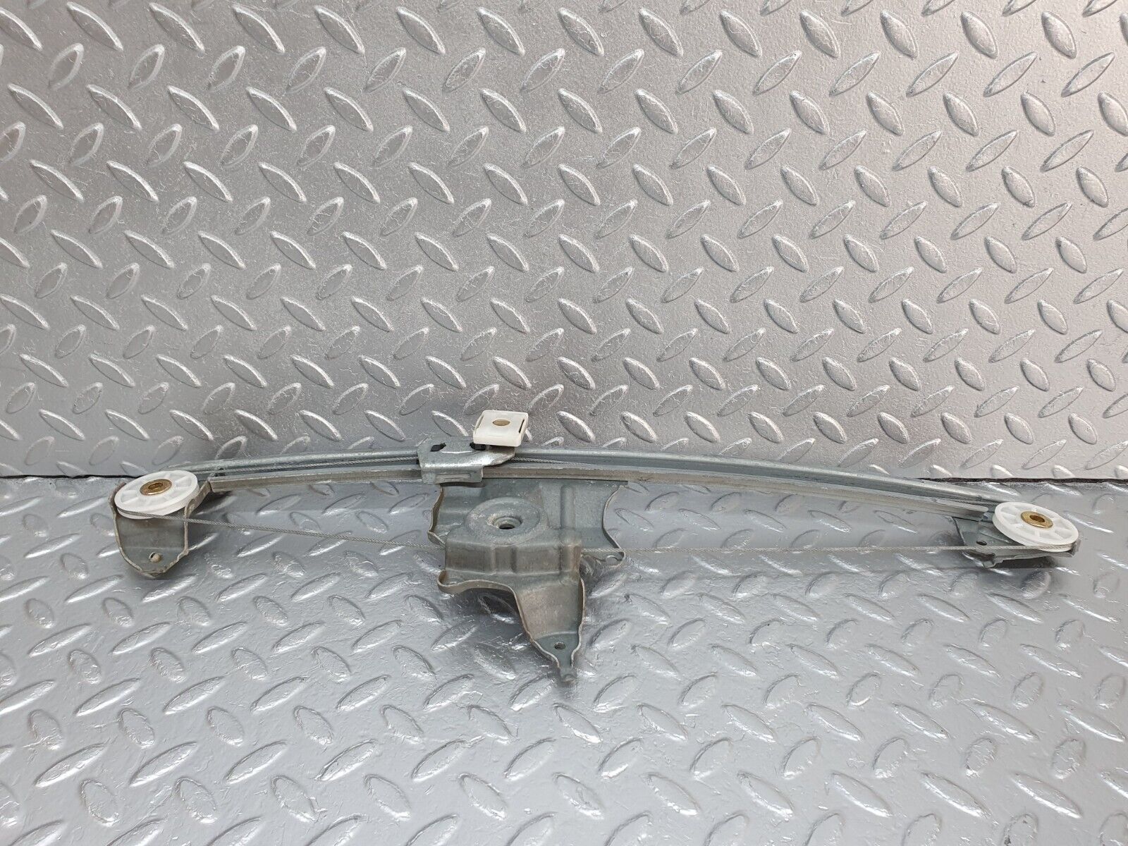 41941 Mercedes-Benz W202 C200 Rear Right Power Window Regulator