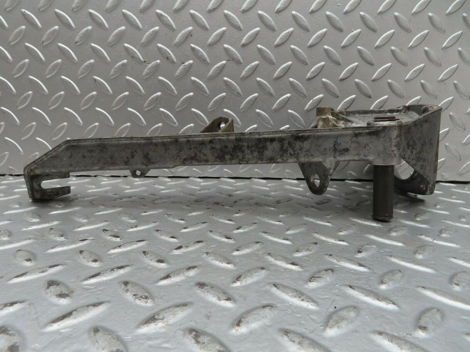 15726 Mercedes-Benz R107 450SL Brake Pedal Bracket 1072941101