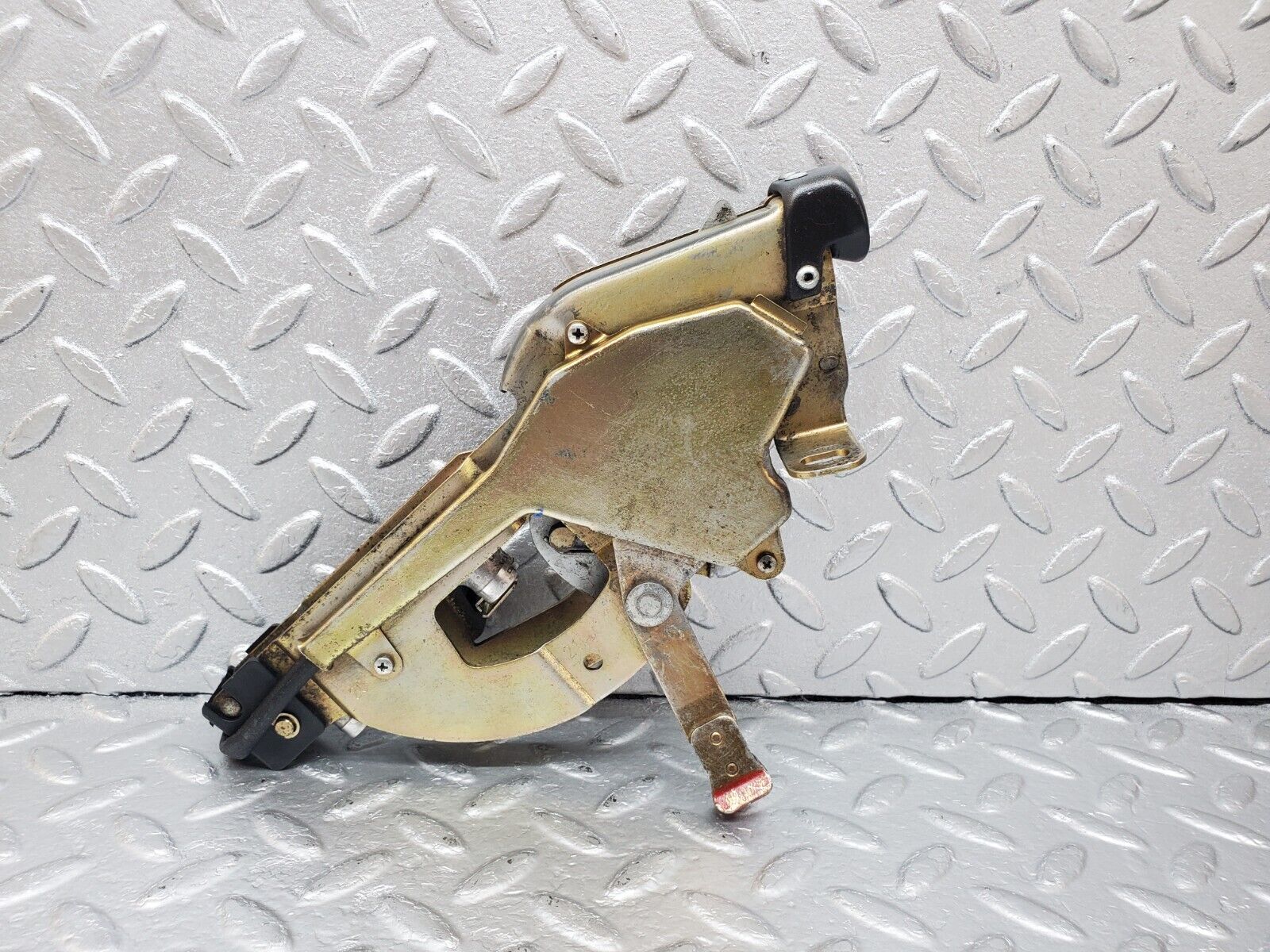 44982 Mercedes-Benz R129 300SL Coupe Rear Right Roof Lock Mechanism 1298000674