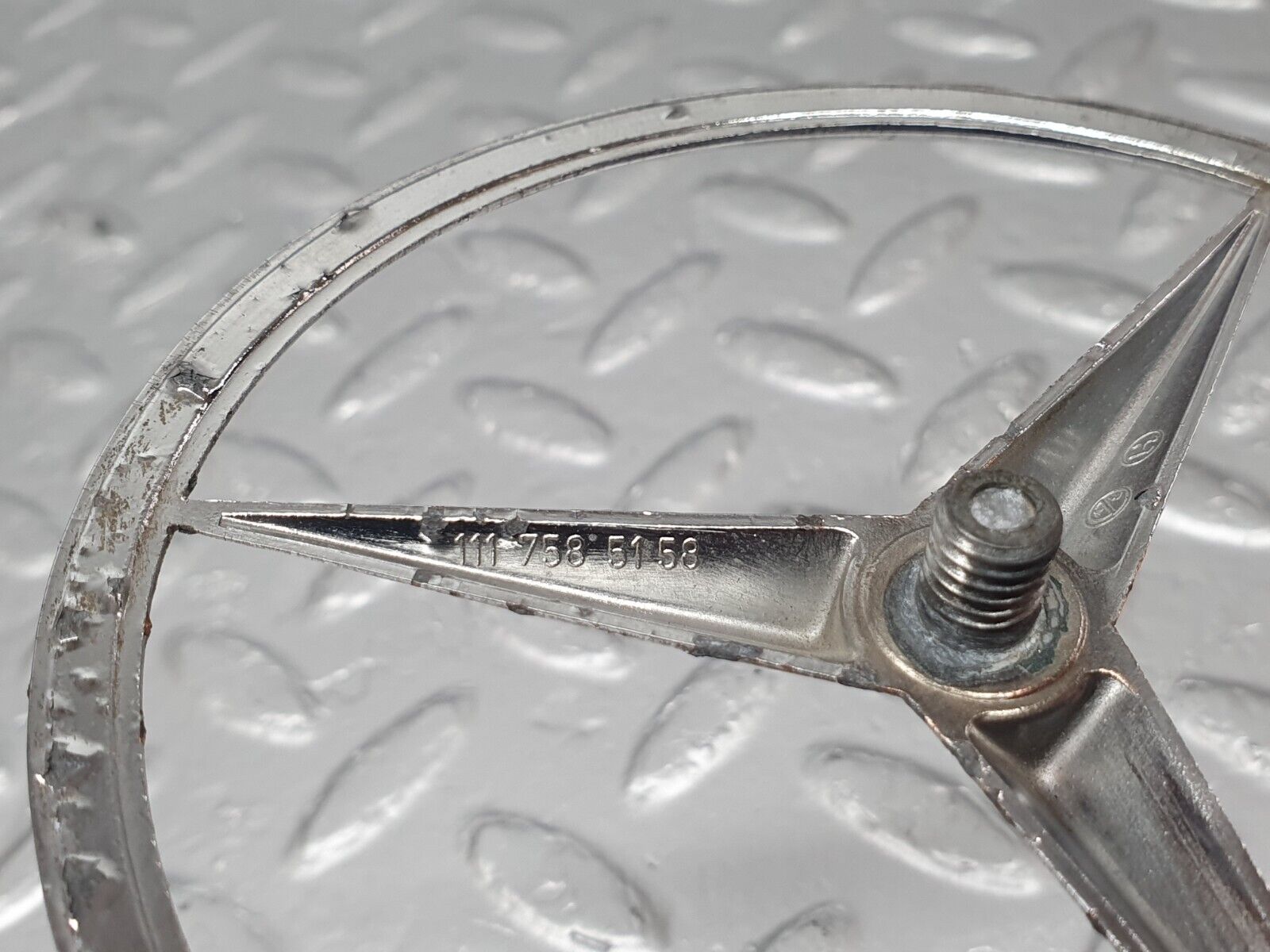 43381 Mercedes-Benz W108 280SE Trunk Lid Badge Emblem 1117585158