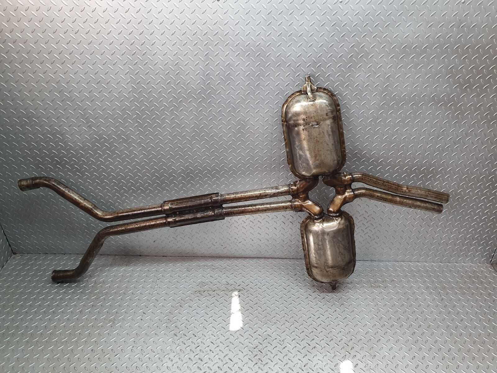 43823 Mercedes-Benz C126 380SEC Coupe Exhaust Middle Silencer