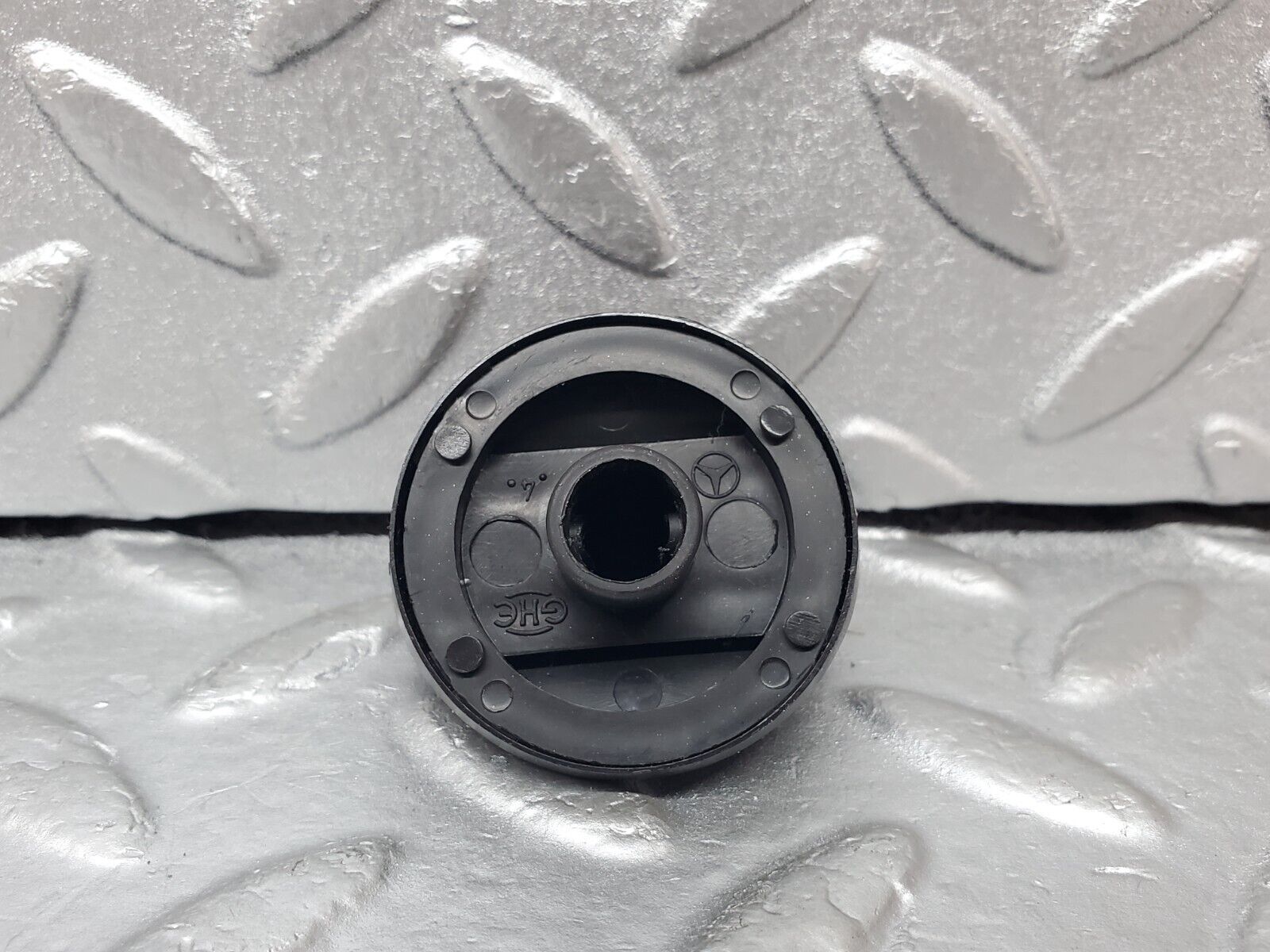 44525 Mercedes-Benz W123 280E Heater Control Knob Set