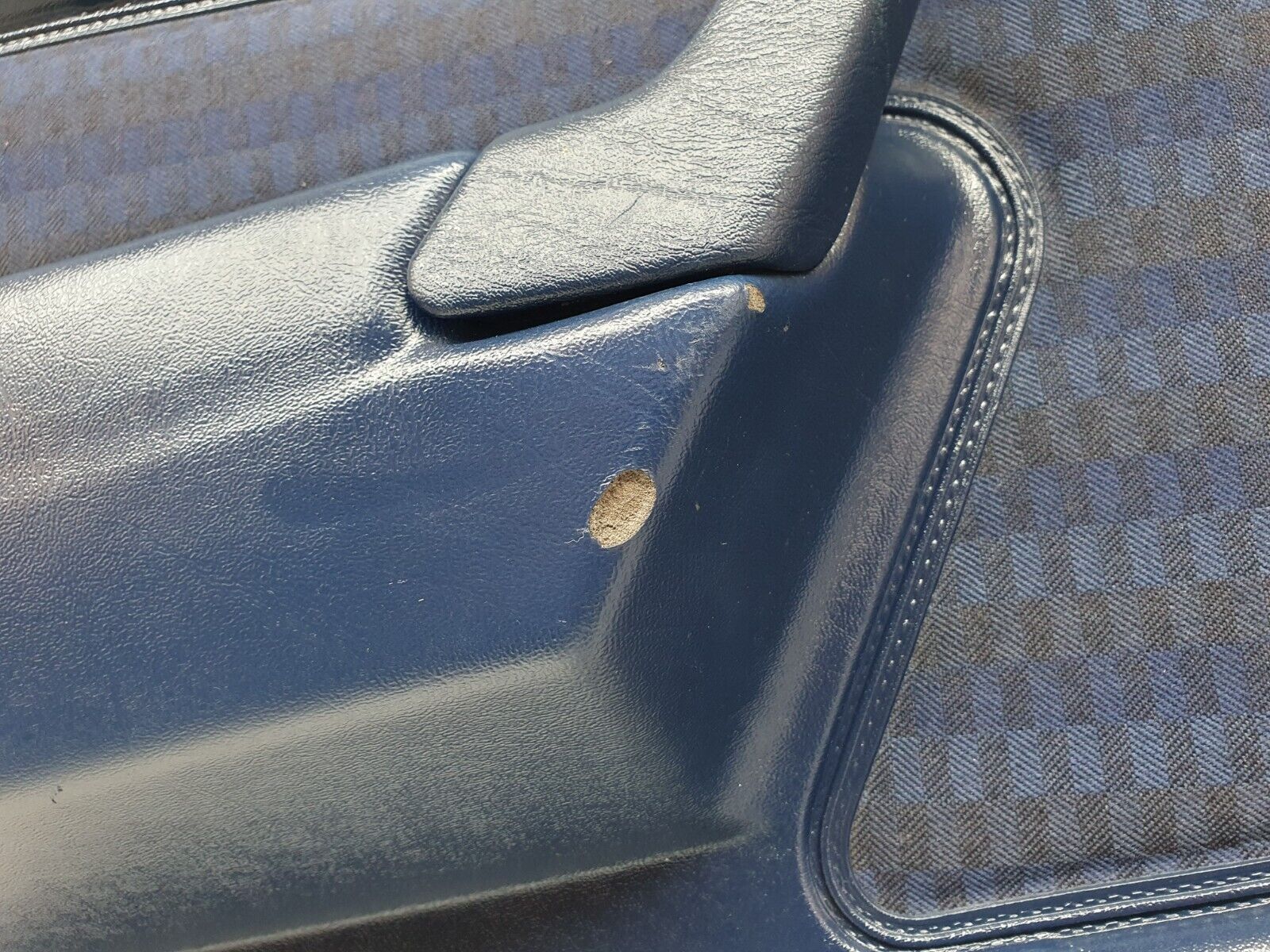 42673 Mercedes-Benz W201 190 2.0L Rear Left Door Card Blue 2017300170