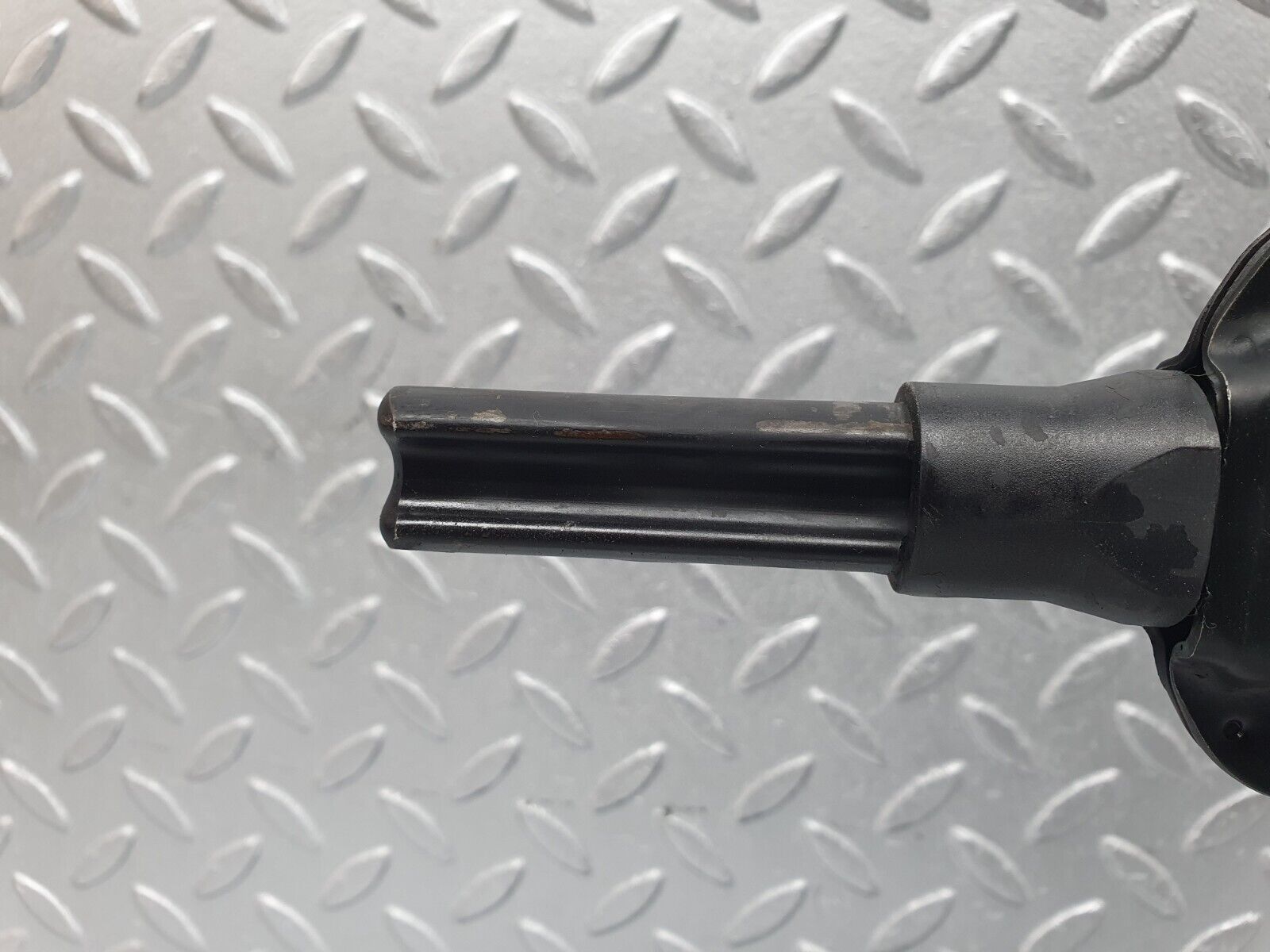 41785 Mercedes-Benz W202 C200 Car Jack 2105830115