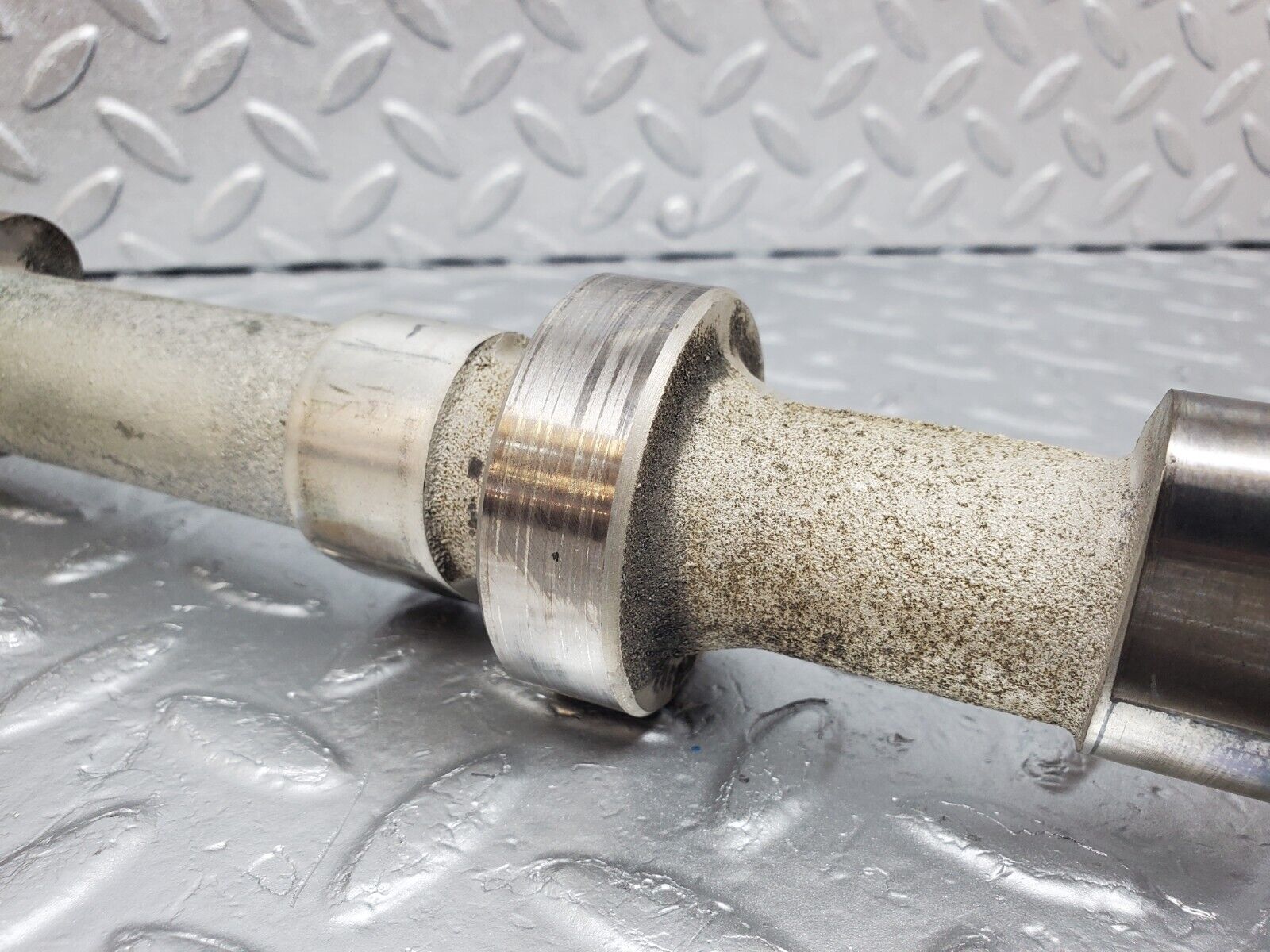 45433 Mercedes-Benz 280E M110.988 Camshaft Intake Side 11074