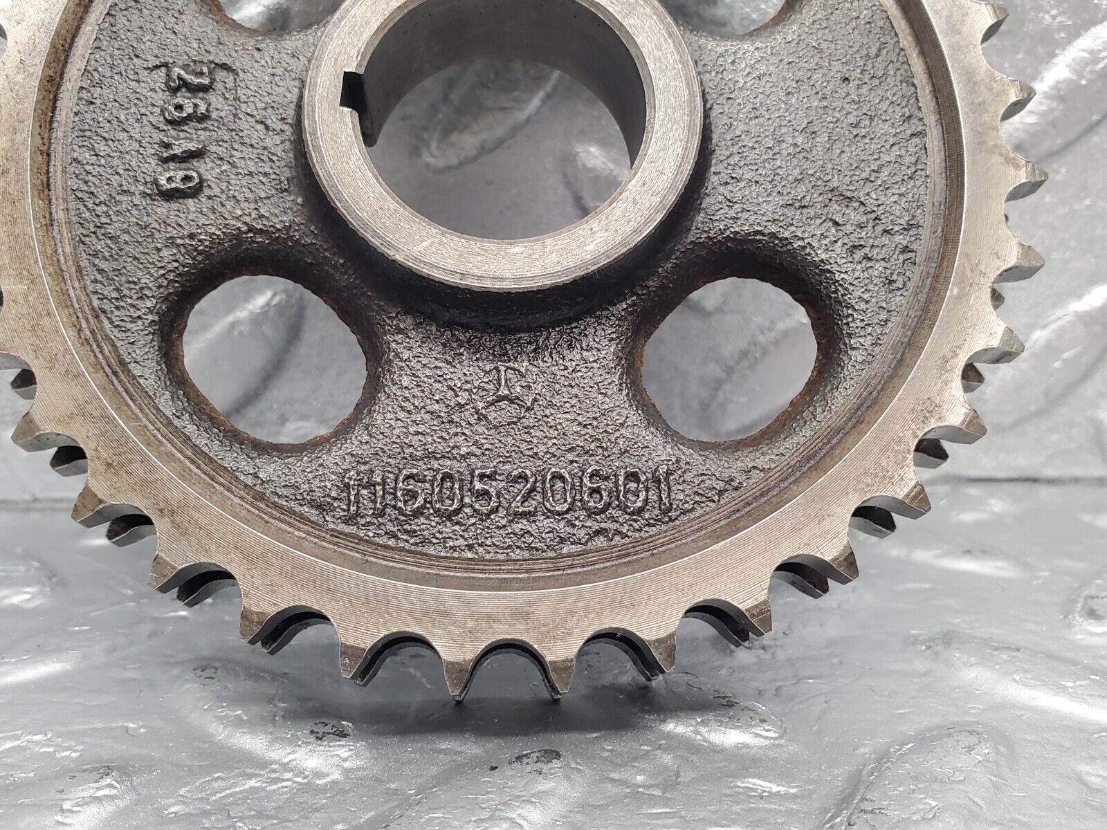 46273 Mercedes-Benz W126 420SE Camshaft Timing Gear Sprocket 1160520601