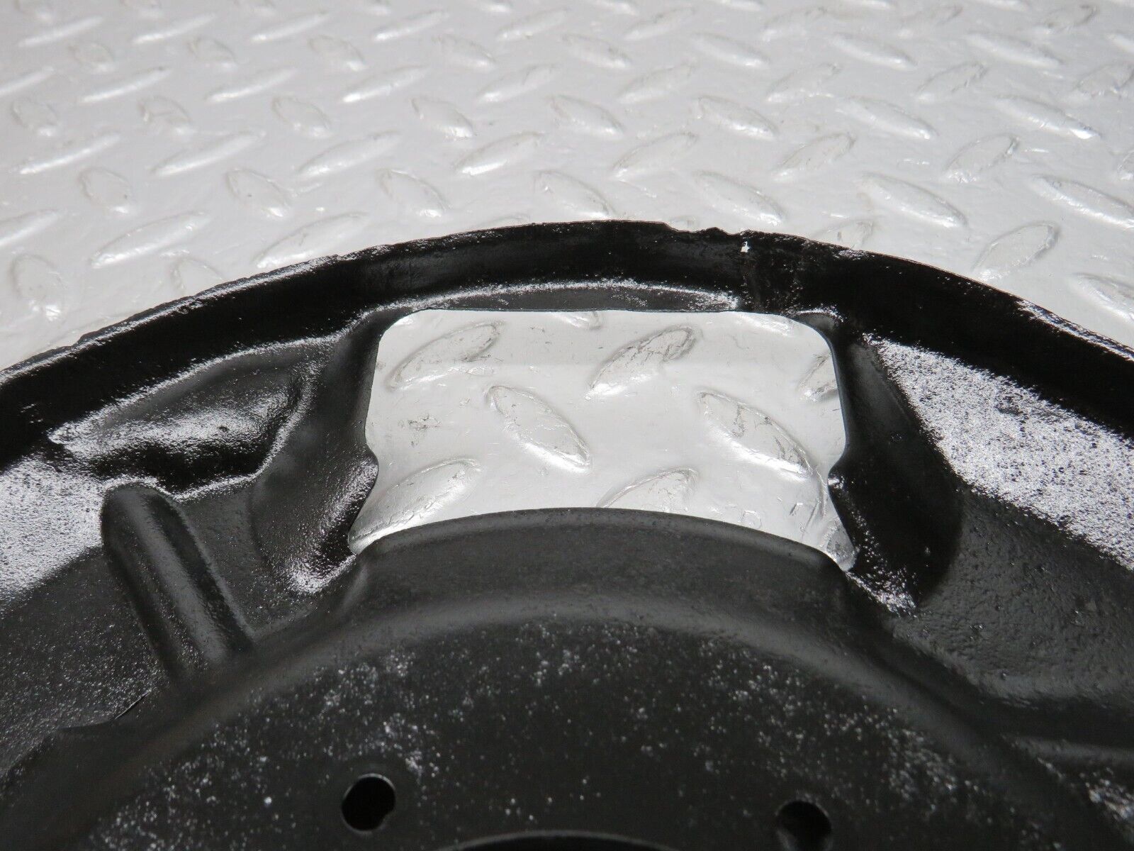 33015 Mercedes-Benz C107 R107 350 V8 Front Left Brake Disc Protection Plate