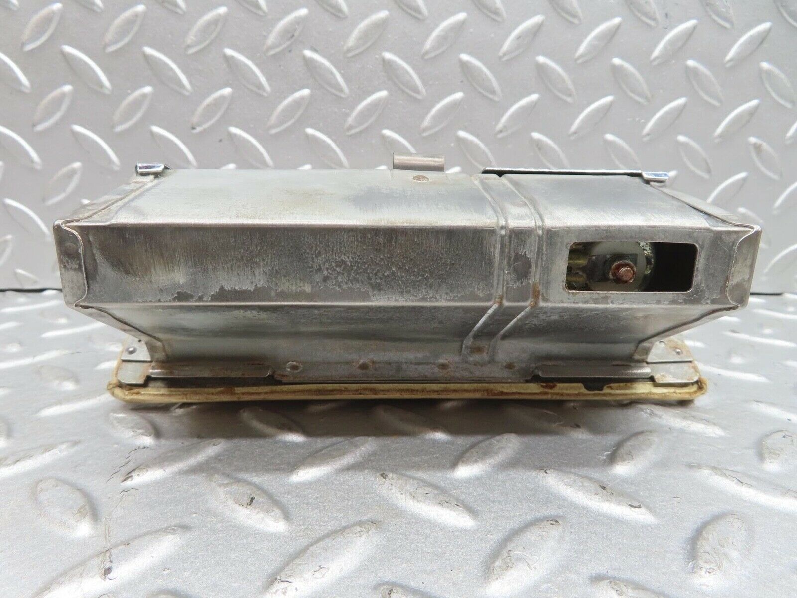 13851 Mercedes-Benz R107 450SL Centre Console Ashtray