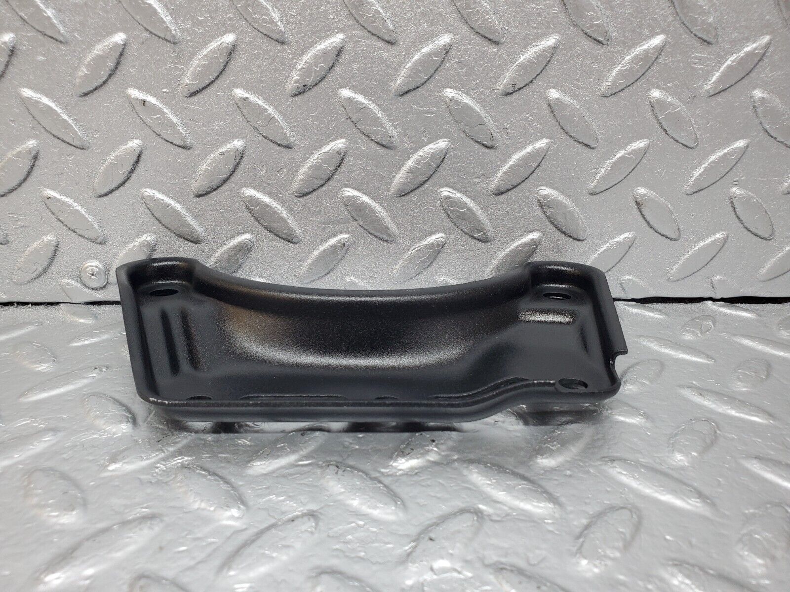 44995 Mercedes-Benz R129 300SL Coupe Air Conditioning Compressor Support Bracket