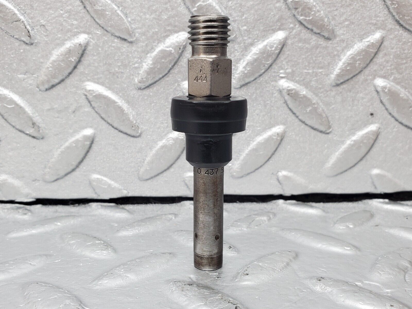 45464 Mercedes-Benz 280E M110.988 Fuel Injector Bosch 0437502010