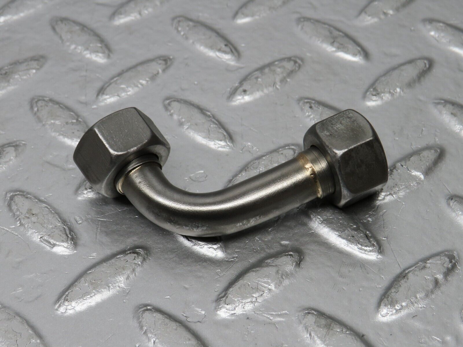 32966 Mercedes-Benz C107 R107 450 V8 Fuel Hose Pipe