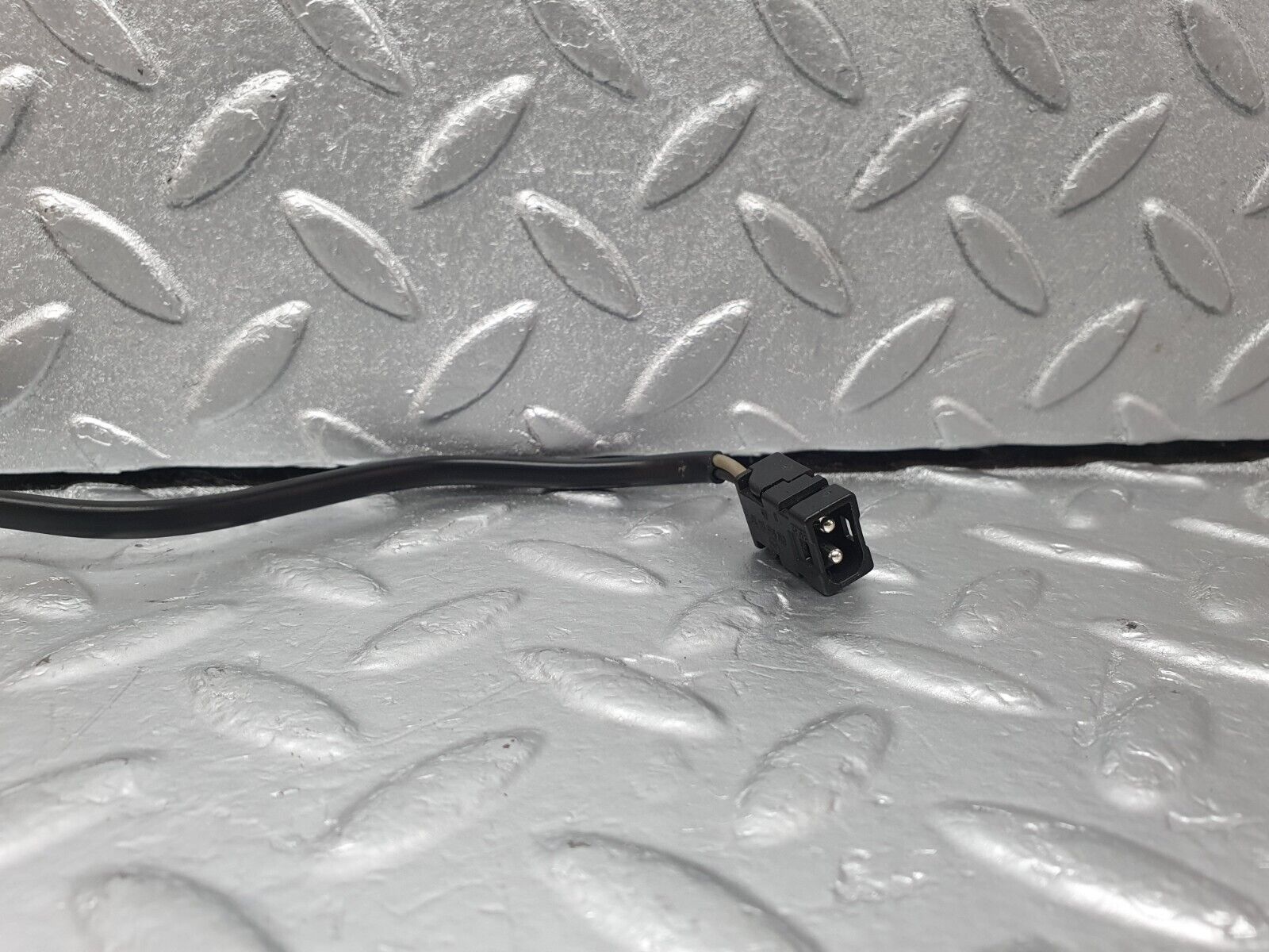 42606 Mercedes-Benz R129 320SL Coupe Temperature Sensor 0125458428