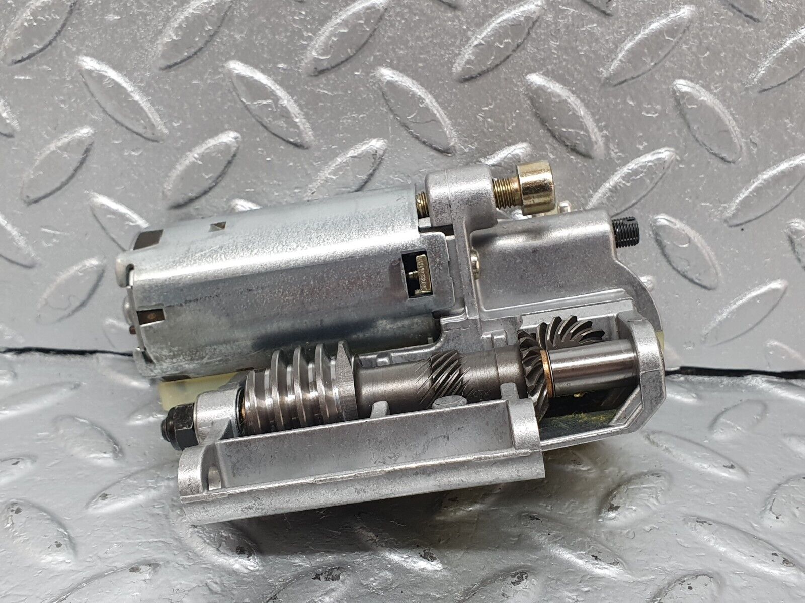 42340 Mercedes-Benz R129 320SL Coupe Steering Column Adjustment Motor 1295400488