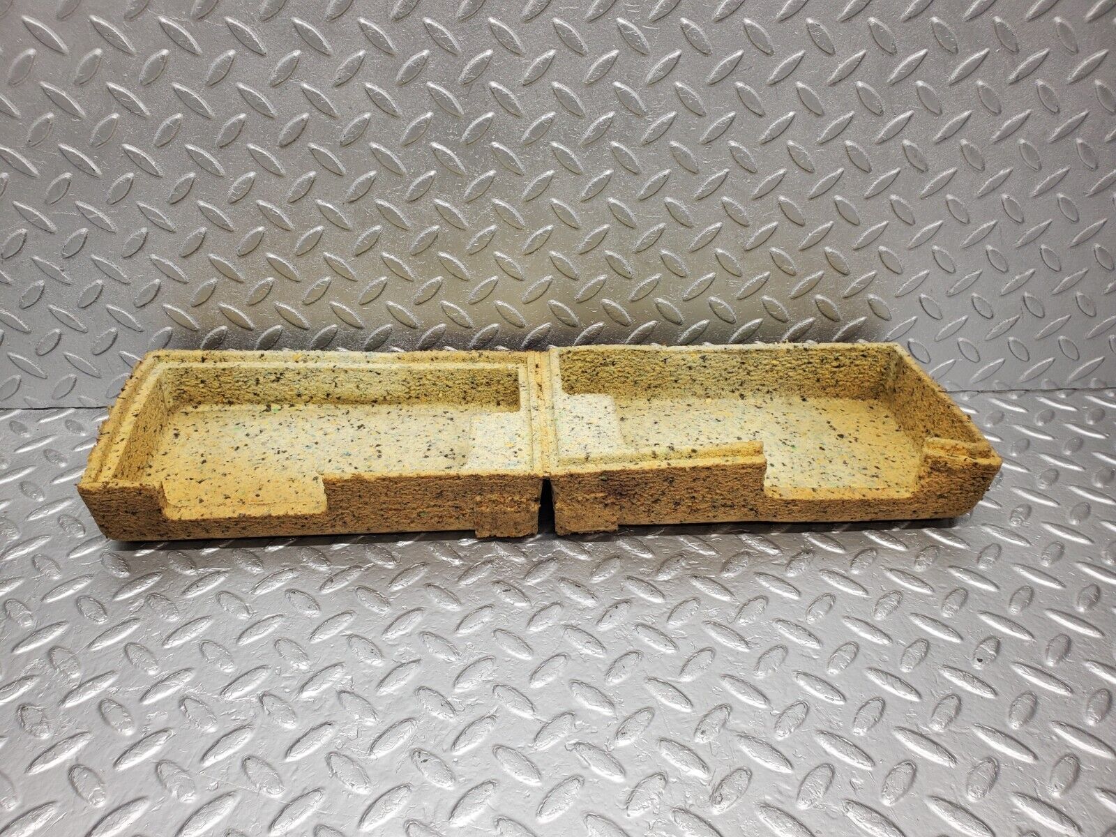 46900 Mercedes-Benz R129 320SL Coupe Central Locking Vacuum Pump Housing 2088000135