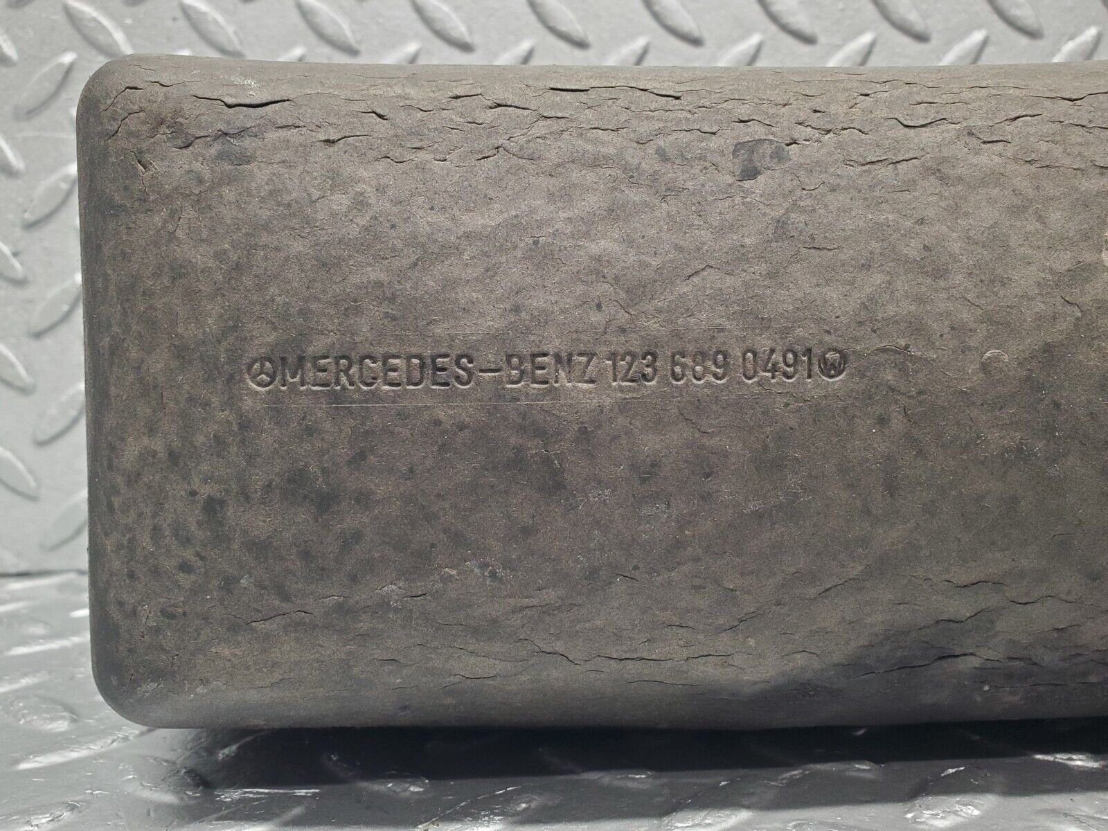 46508 Mercedes-Benz C123 280CE Coupe Glove Box 1236890491