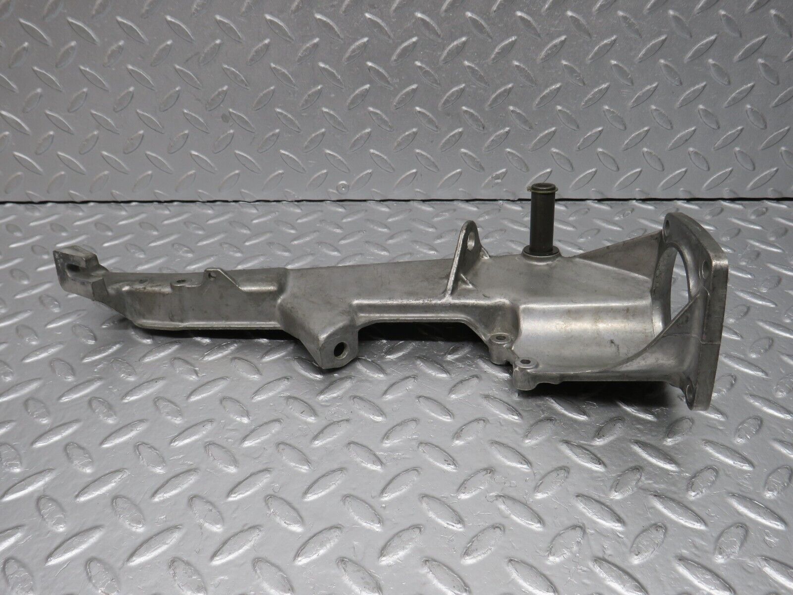 39110 Mercedes-Benz R107 500SL Brake Pedal Bracket 1072941101