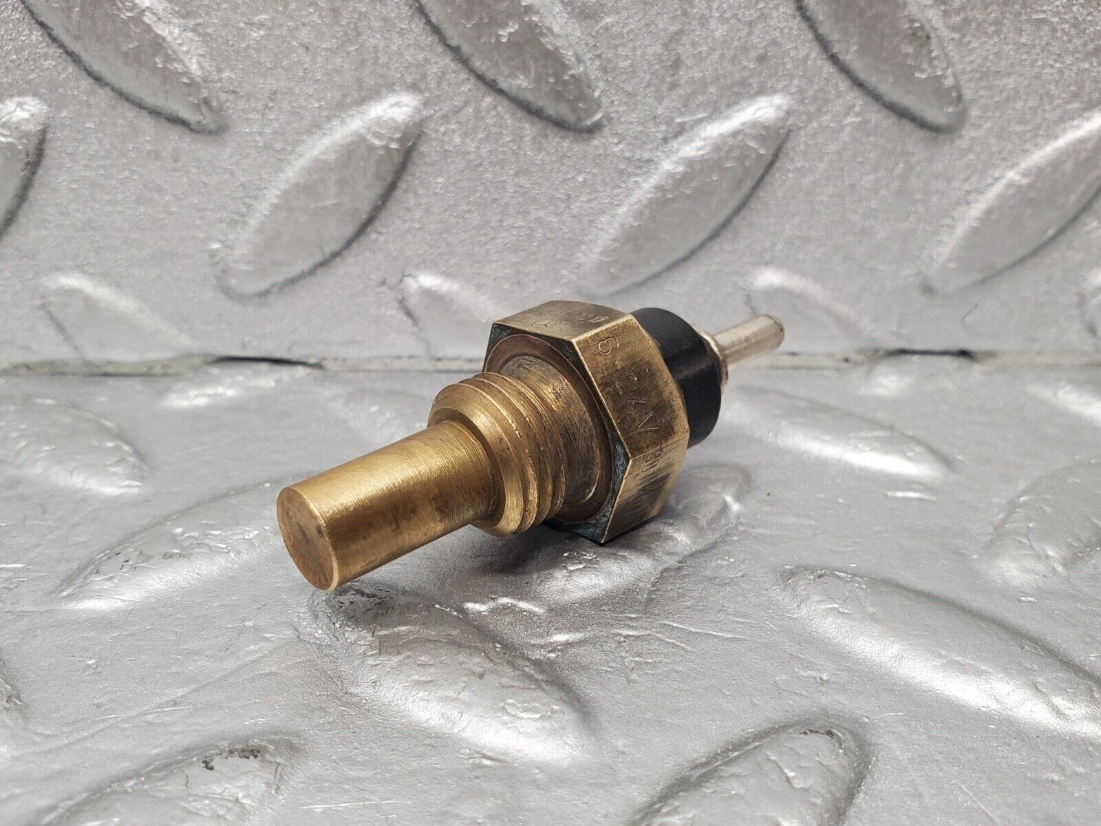 46046 Mercedes-Benz W126 420SE Coolant Temperature Sensor VDO 0055421017