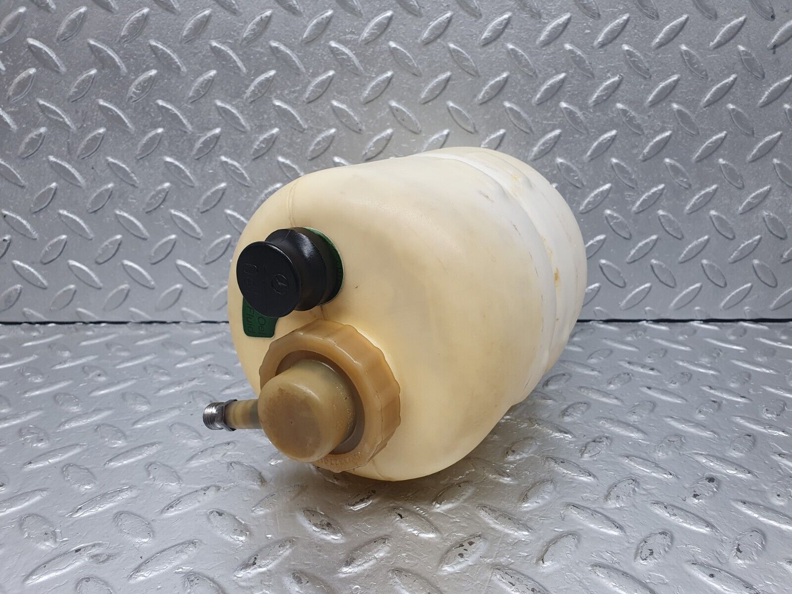 43506 Mercedes-Benz C126 380SEC Coupe Hydraulic Suspension Fluid Reservoir