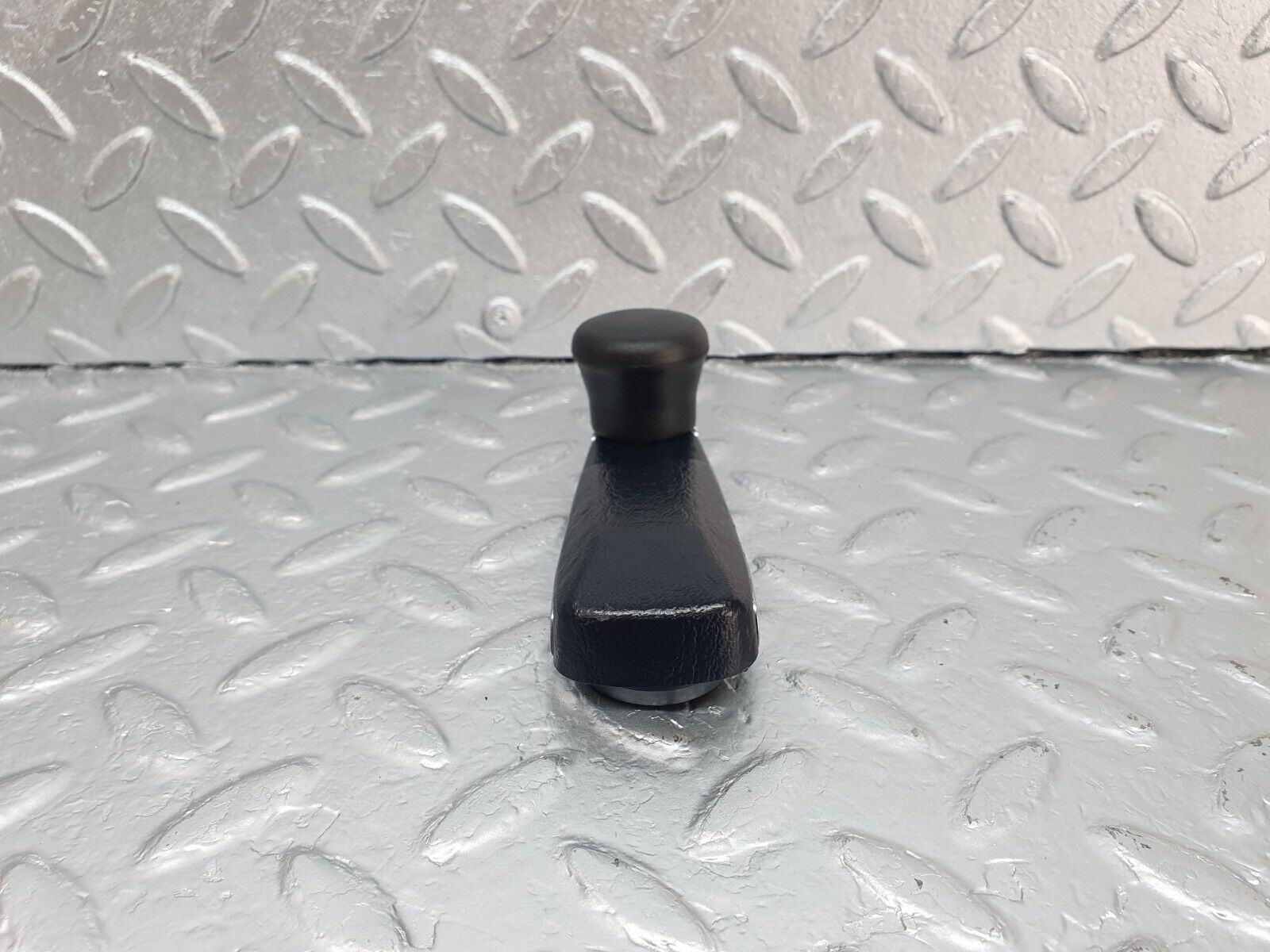 42894 Mercedes-Benz W201 190 2.0L Window Lifter Crank Handle Black