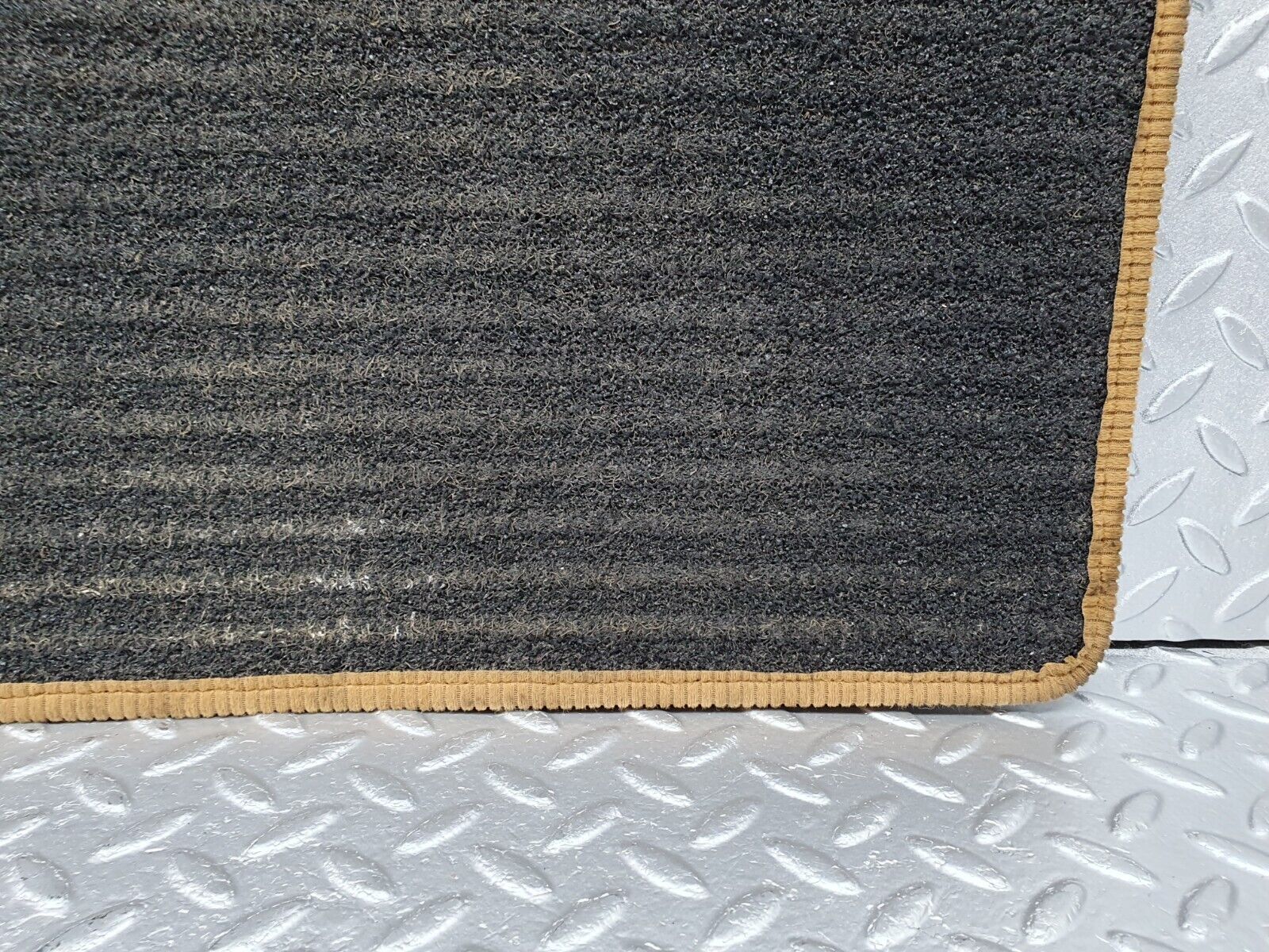 41700 Mercedes-Benz W124 200E Front Left Floor Carpet