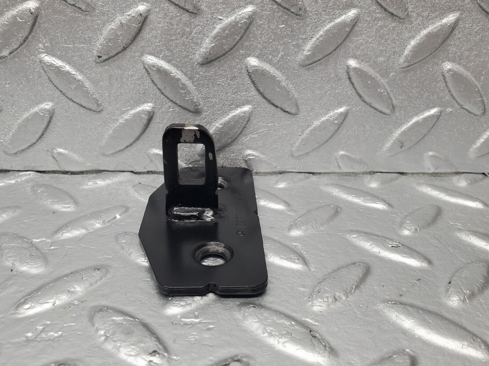 46782 Mercedes-Benz R129 320SL Coupe Front Soft Top Lock Bracket 1297741113