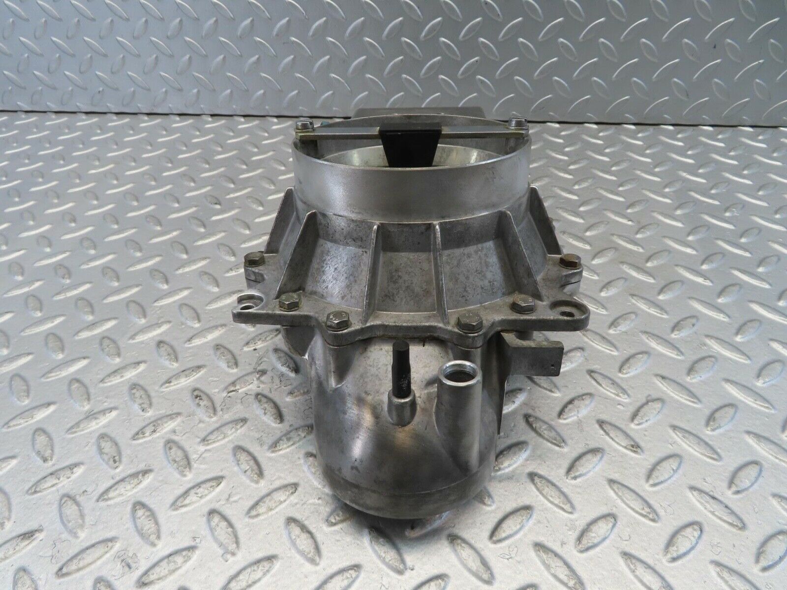 11032 Mercedes-Benz R107 W116 Air Flow Mass Meter Sensor Bosch 1171410690