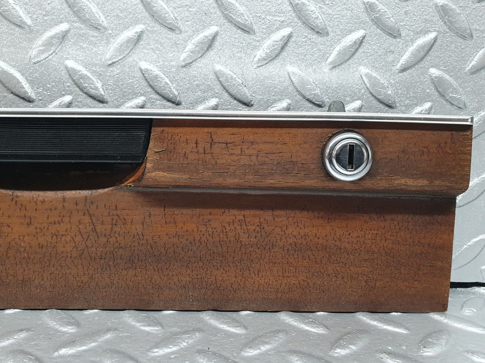 43082 Mercedes-Benz W108 280SE Glove Box Door No Key