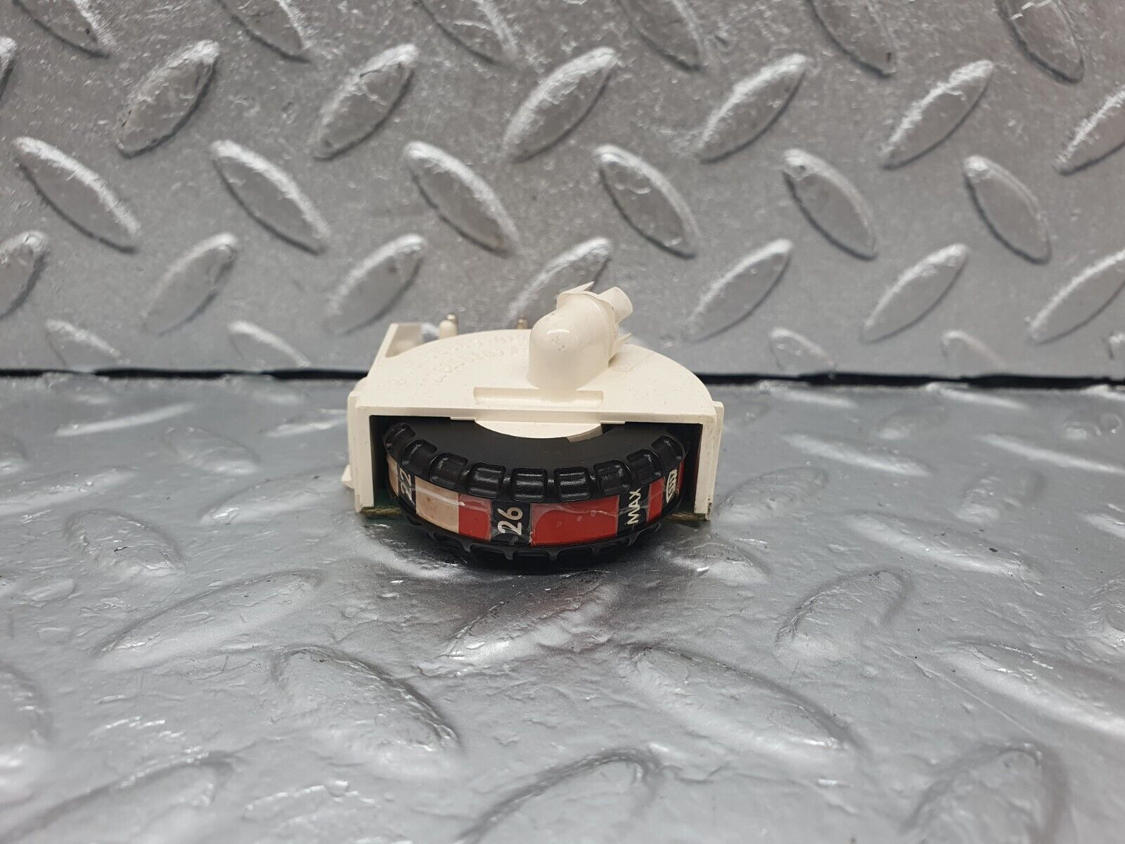 43541 Mercedes-Benz C126 380SEC Coupe Heater Control Switch 1268200203