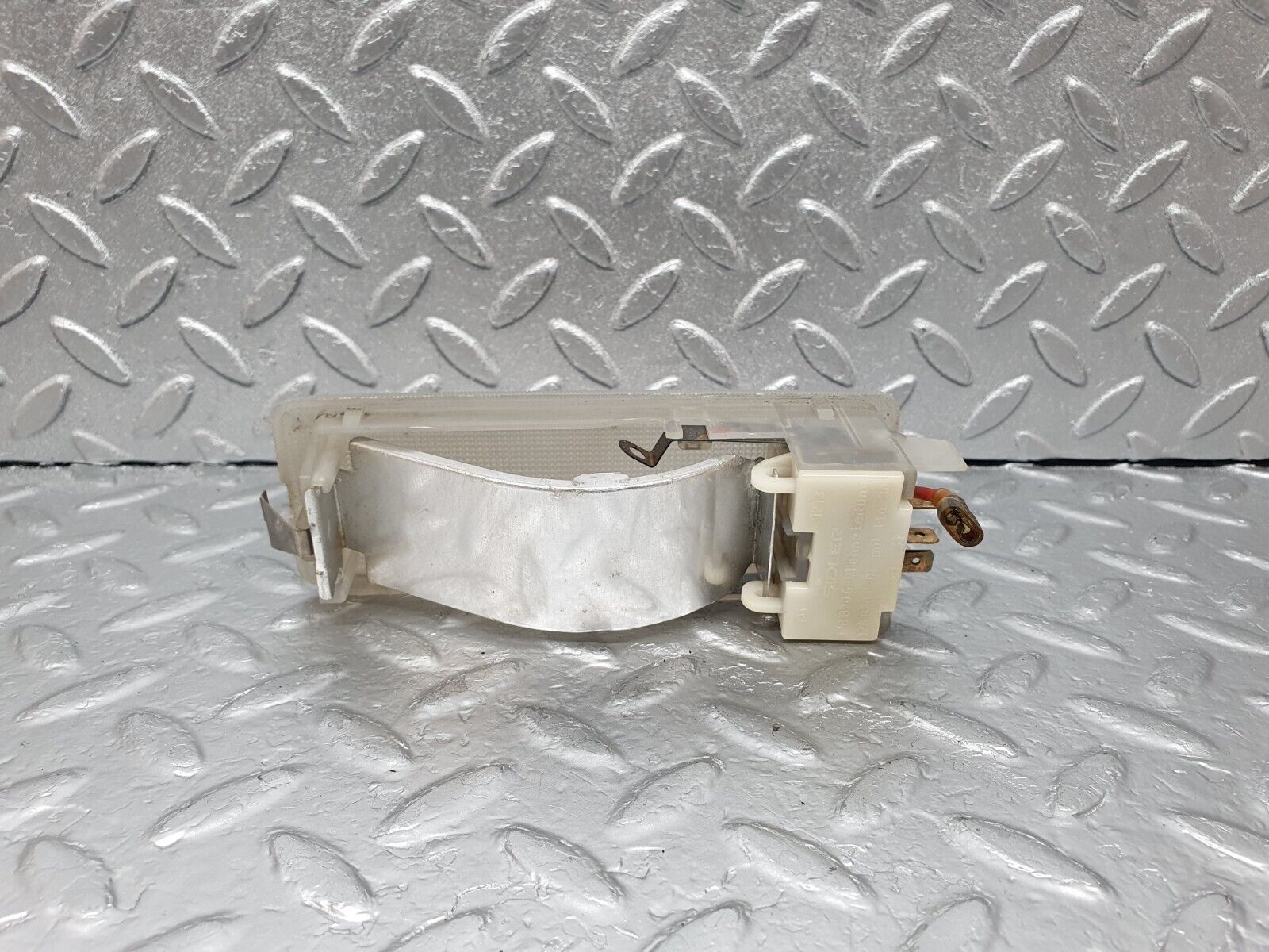 43585 Mercedes-Benz C126 380SEC Coupe Interior Dome Light 1268200801 1268200901