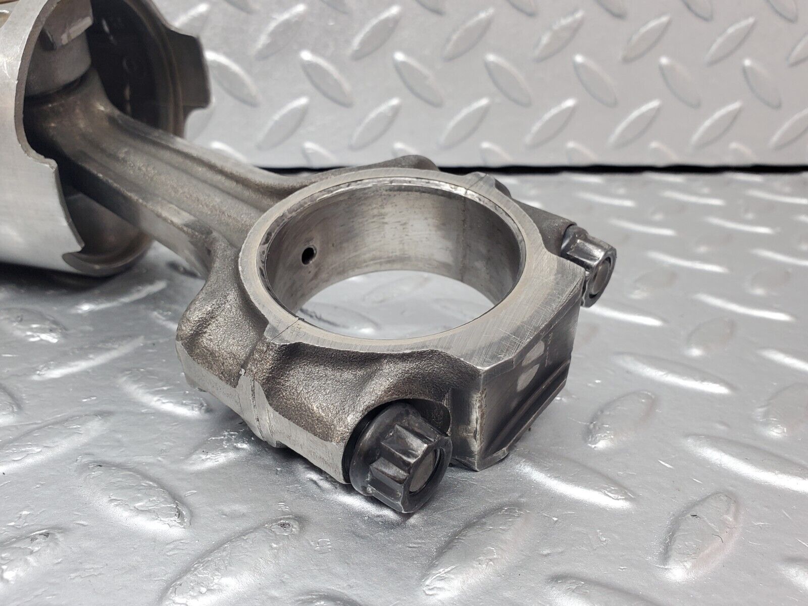 44297 Mercedes-Benz W123 280E Piston With Connecting Rod 85.985Mm 11005