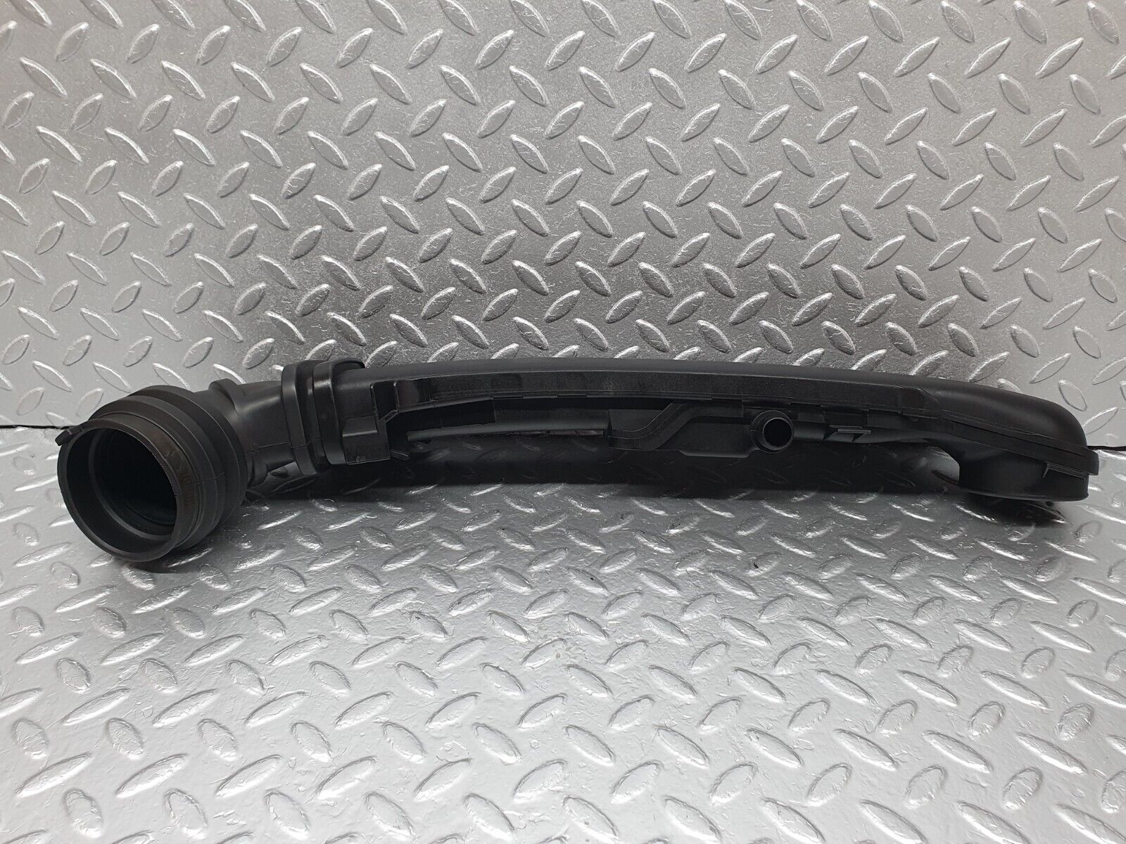 42115 Mercedes-Benz W202 C200 Air Intake Pipe 1111402512