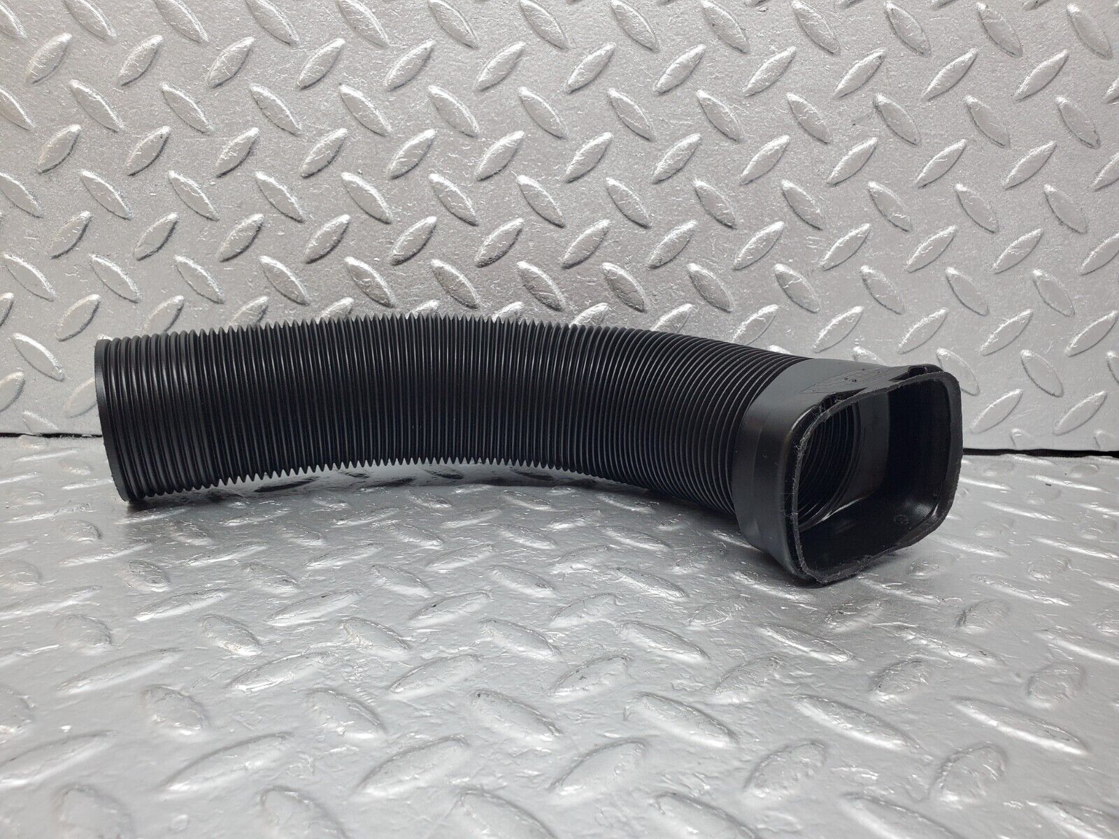 45047 Mercedes-Benz R129 300SL Coupe Air Intake Duct Pipe 1298310446
