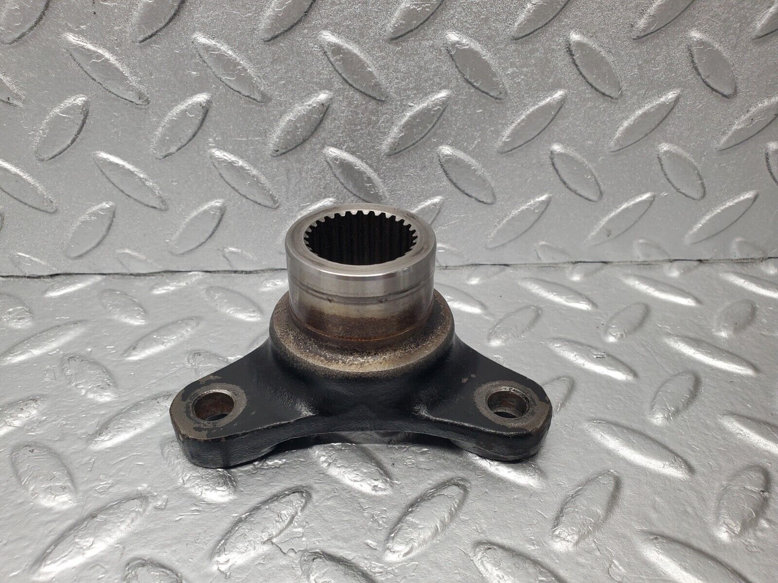 46694 Mercedes-Benz C123 280CE Coupe Automatic Gearbox Rear Flange 722.309