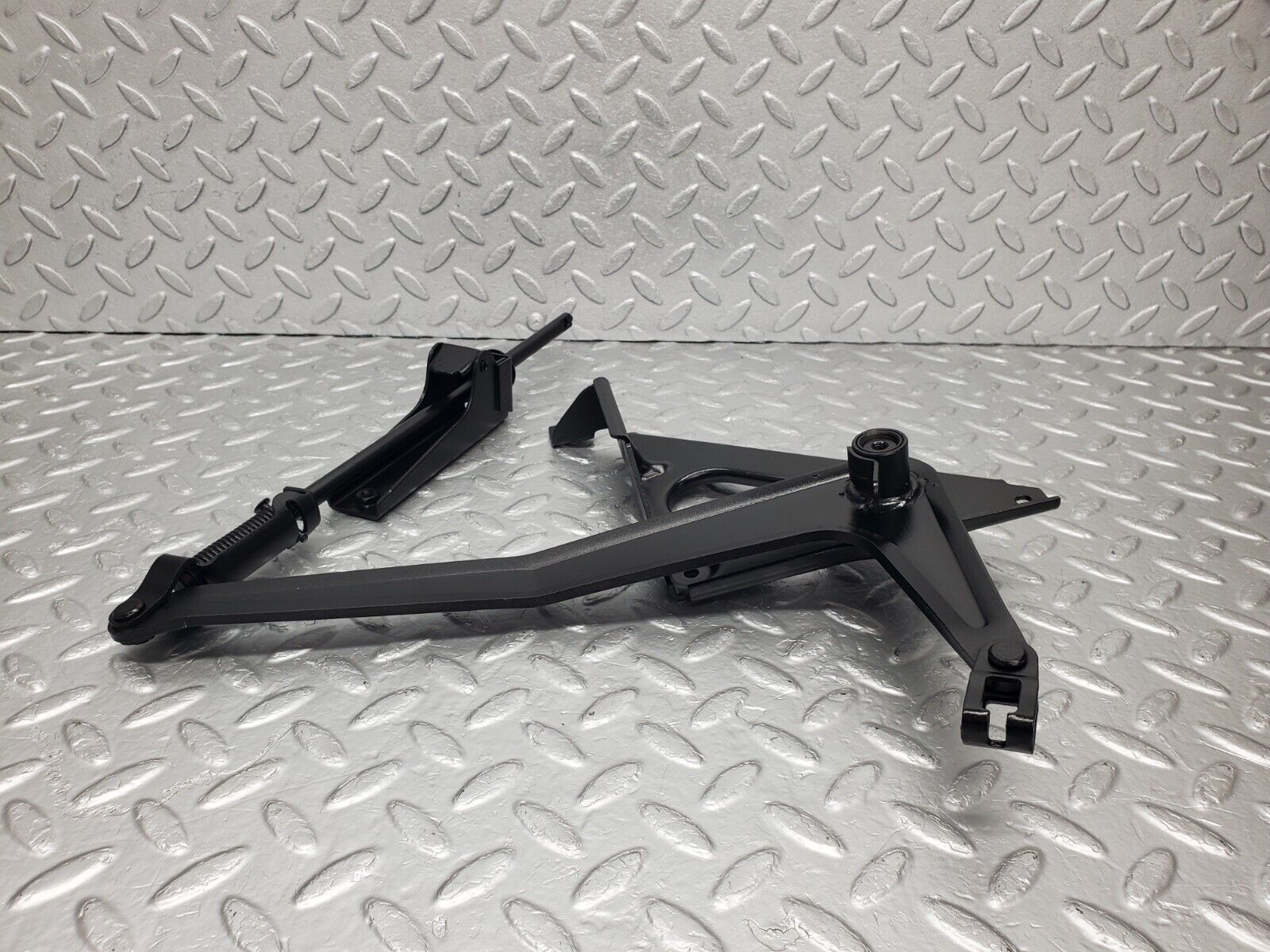 46564 Mercedes-Benz C123 280CE Coupe Handbrake Regulator