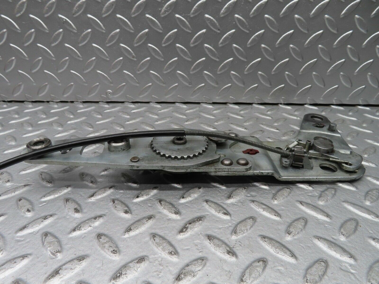 20553 Mercedes-Benz R107 450SL Front Right Seat Hinge 0009107585