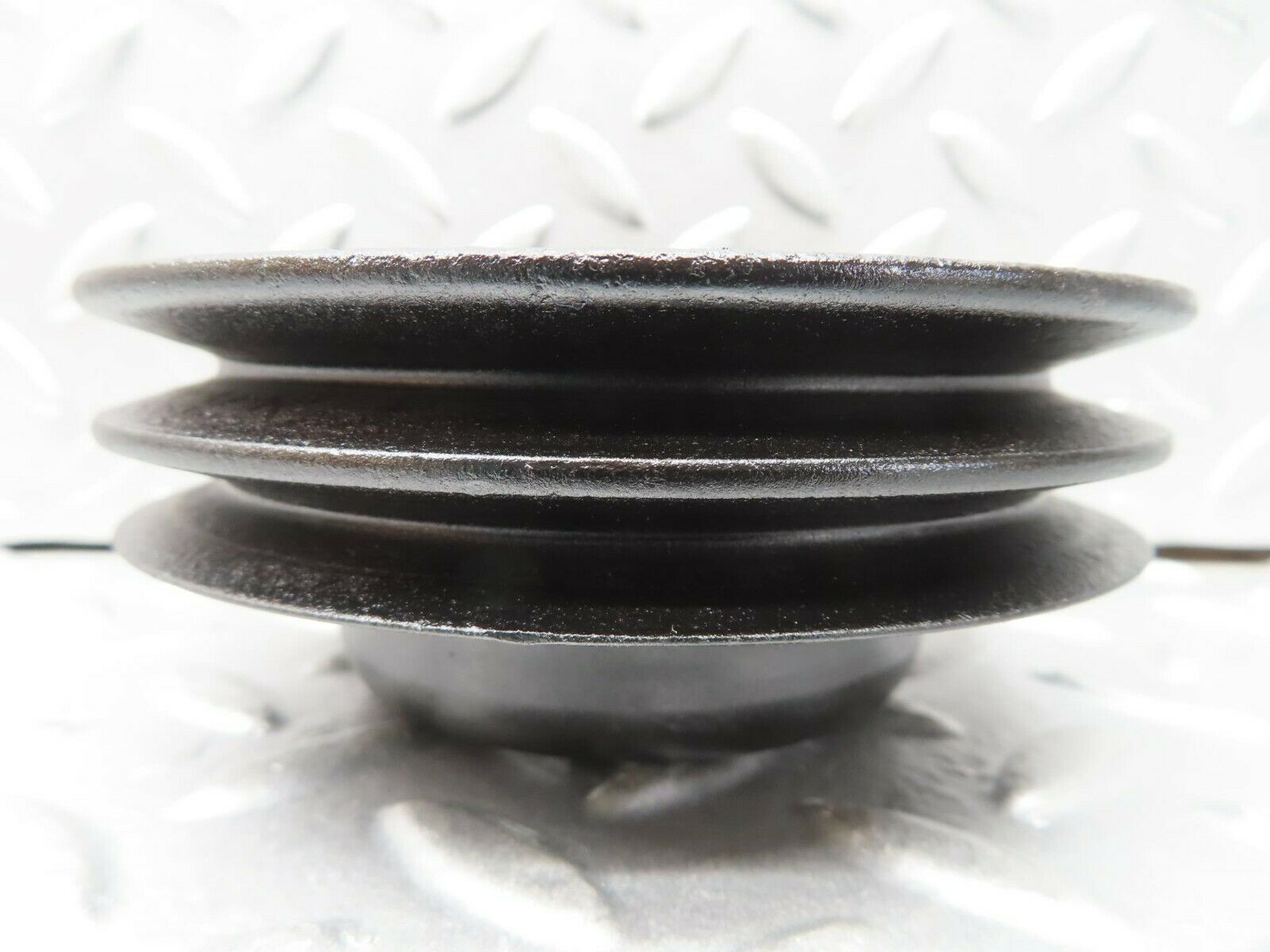 15701 Mercedes-Benz R107 450SL Water Pump Pulley